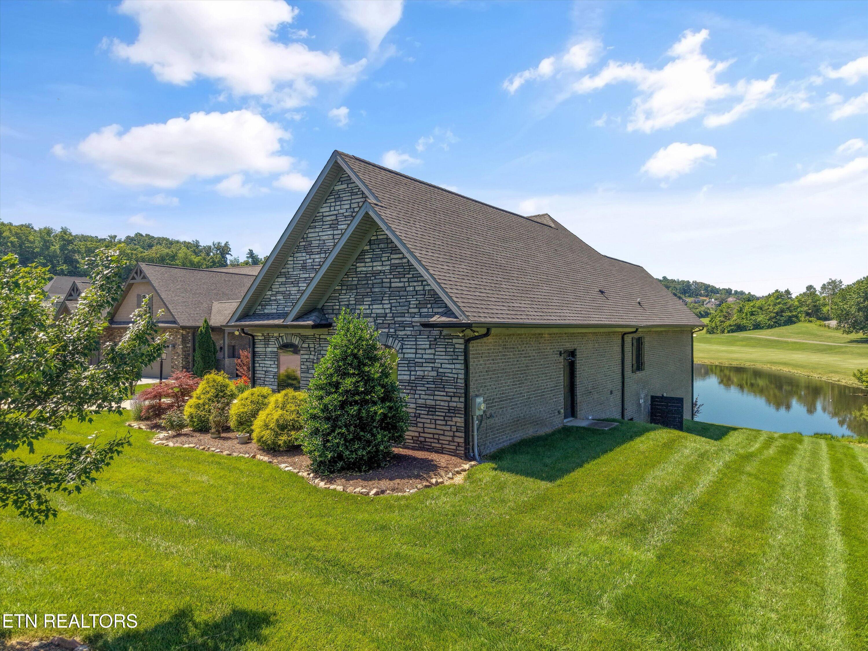 320 Augusta Lane Lenoir City TN 37771