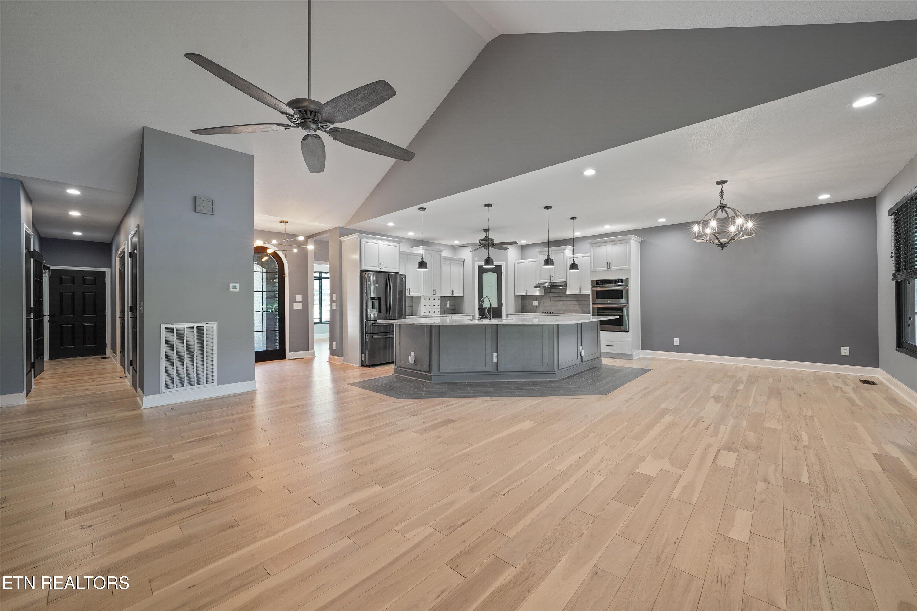 320 Augusta Lane Lenoir City TN 37771