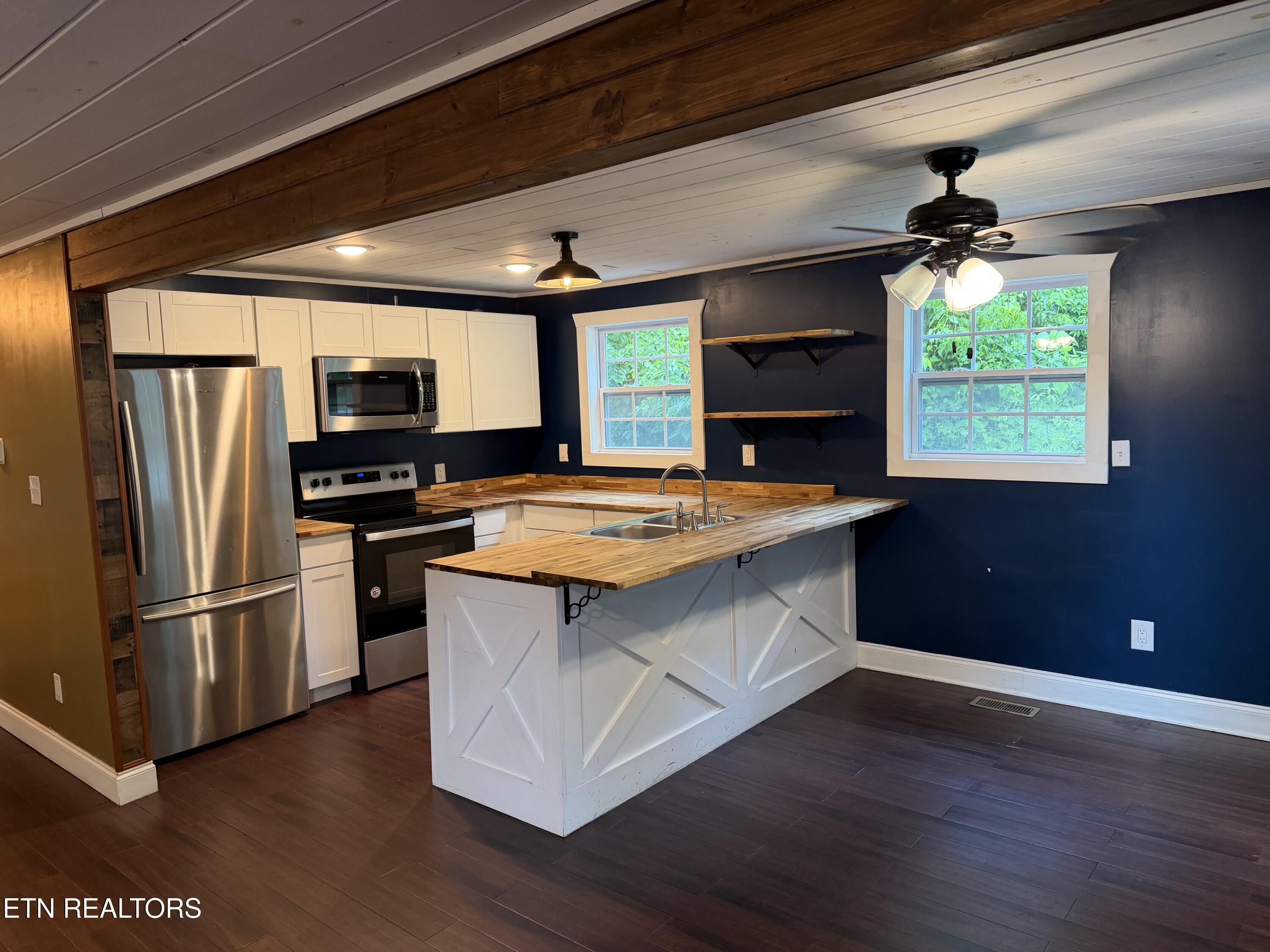913 Topside Road Sevierville TN 37862