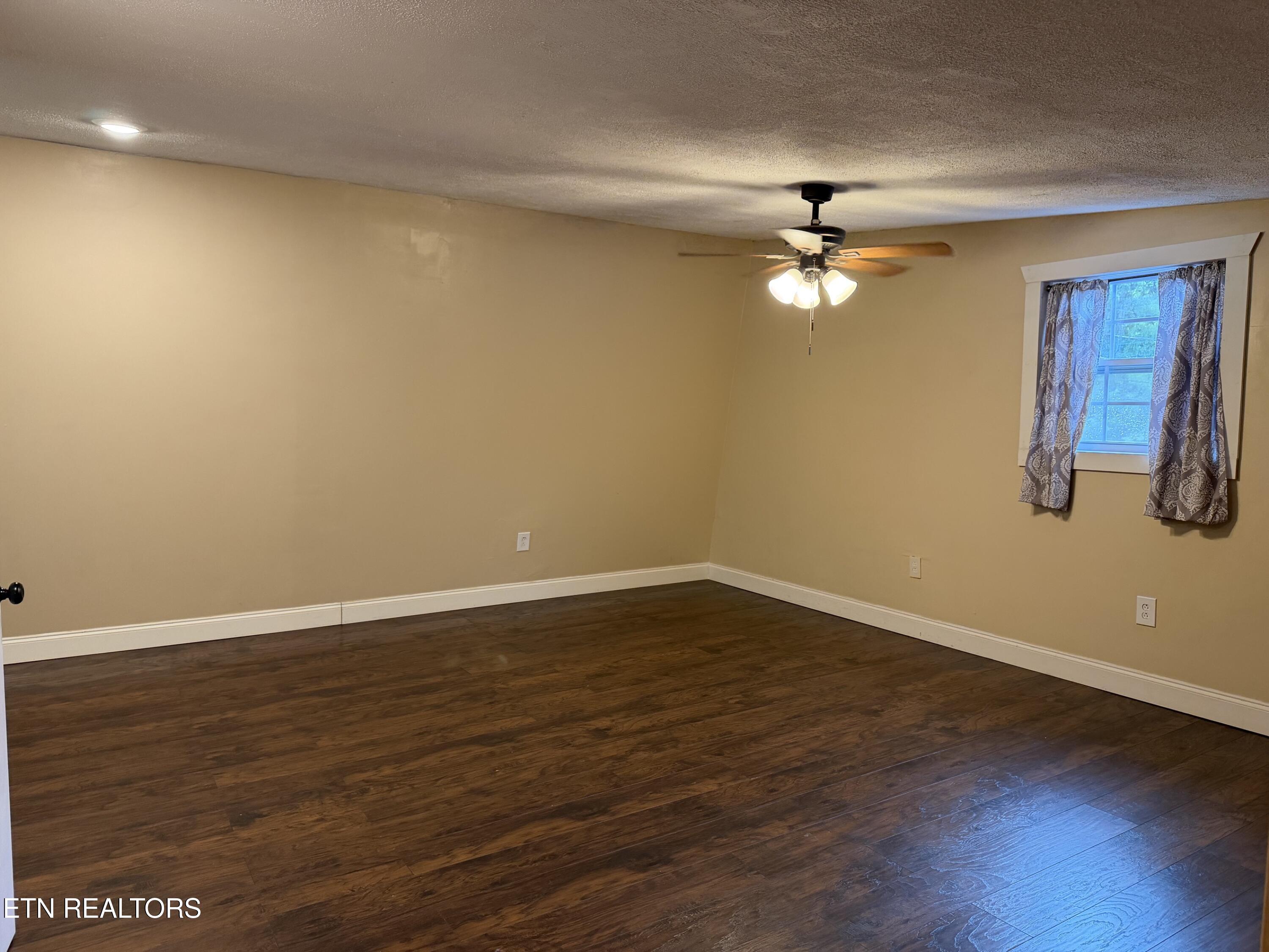 913 Topside Road Sevierville TN 37862