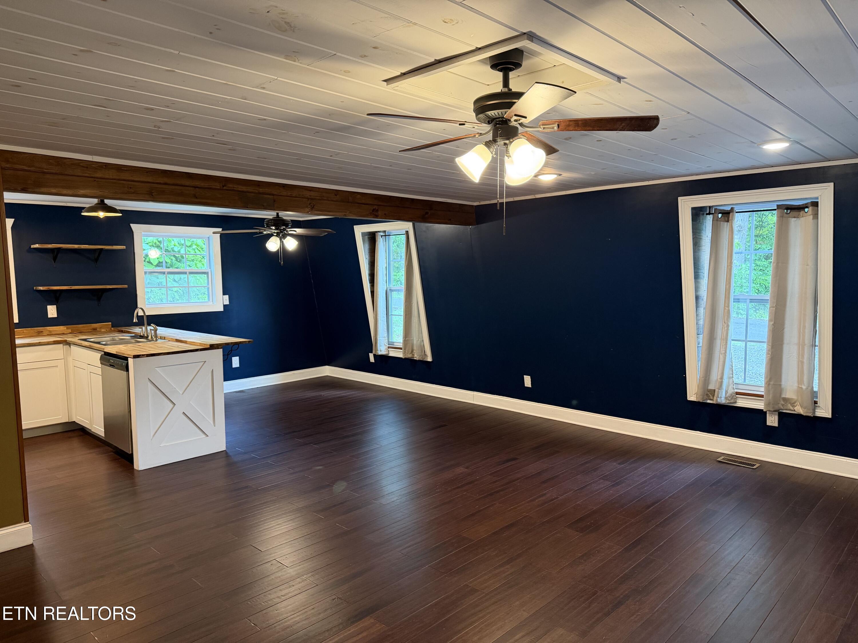 913 Topside Road Sevierville TN 37862