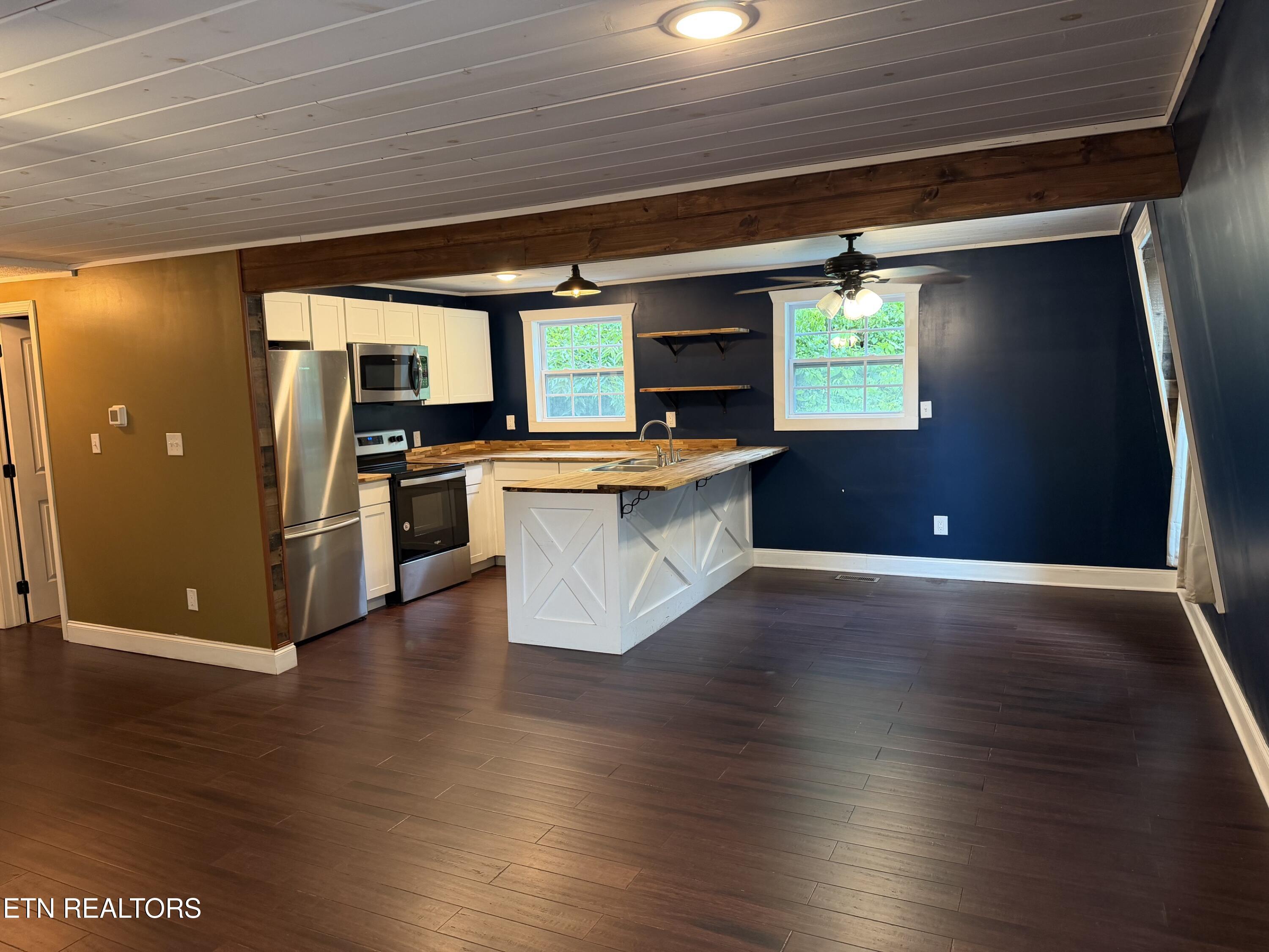 913 Topside Road Sevierville TN 37862