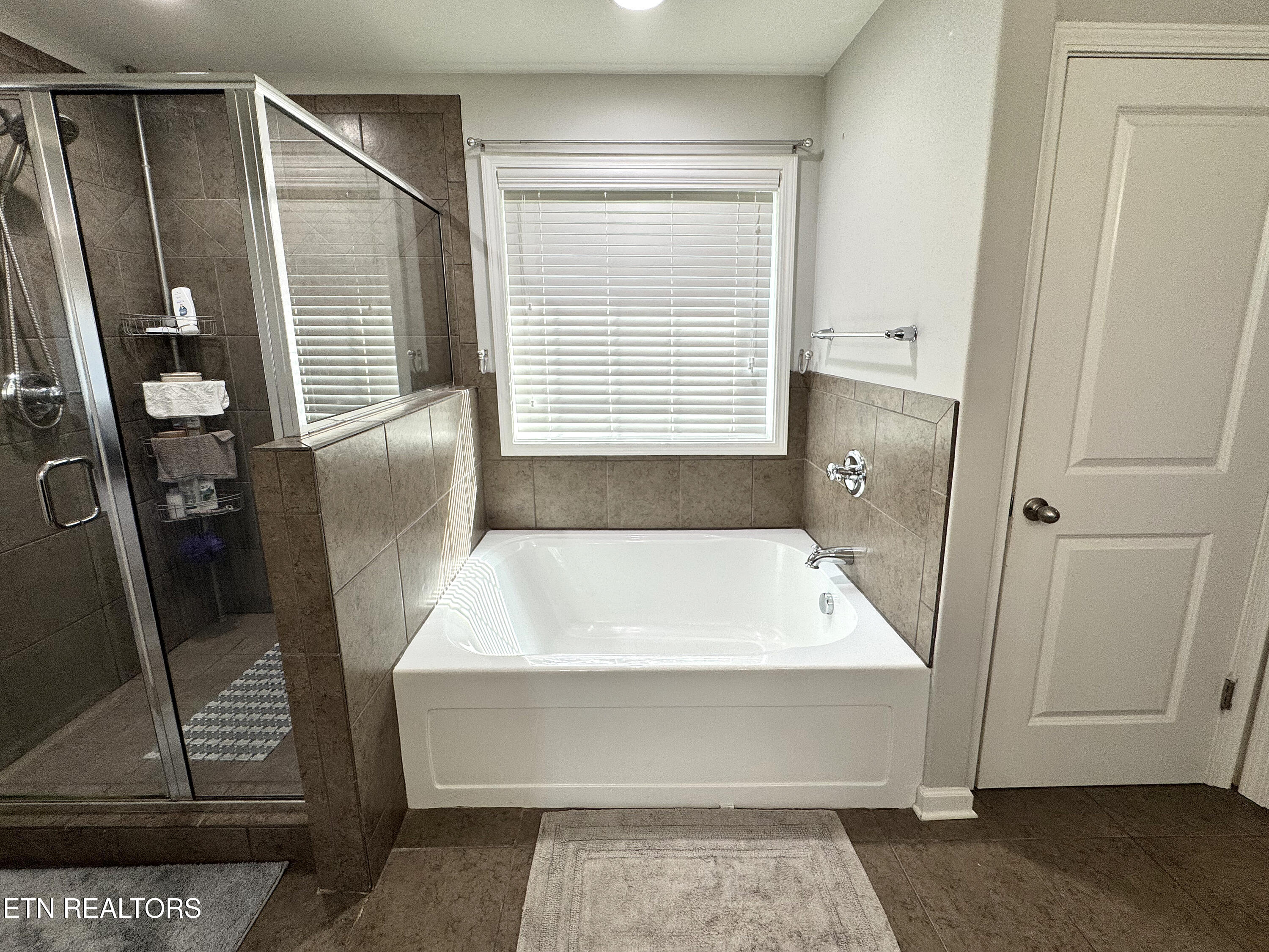 1003 W Glenview Drive Lenoir City TN 37771