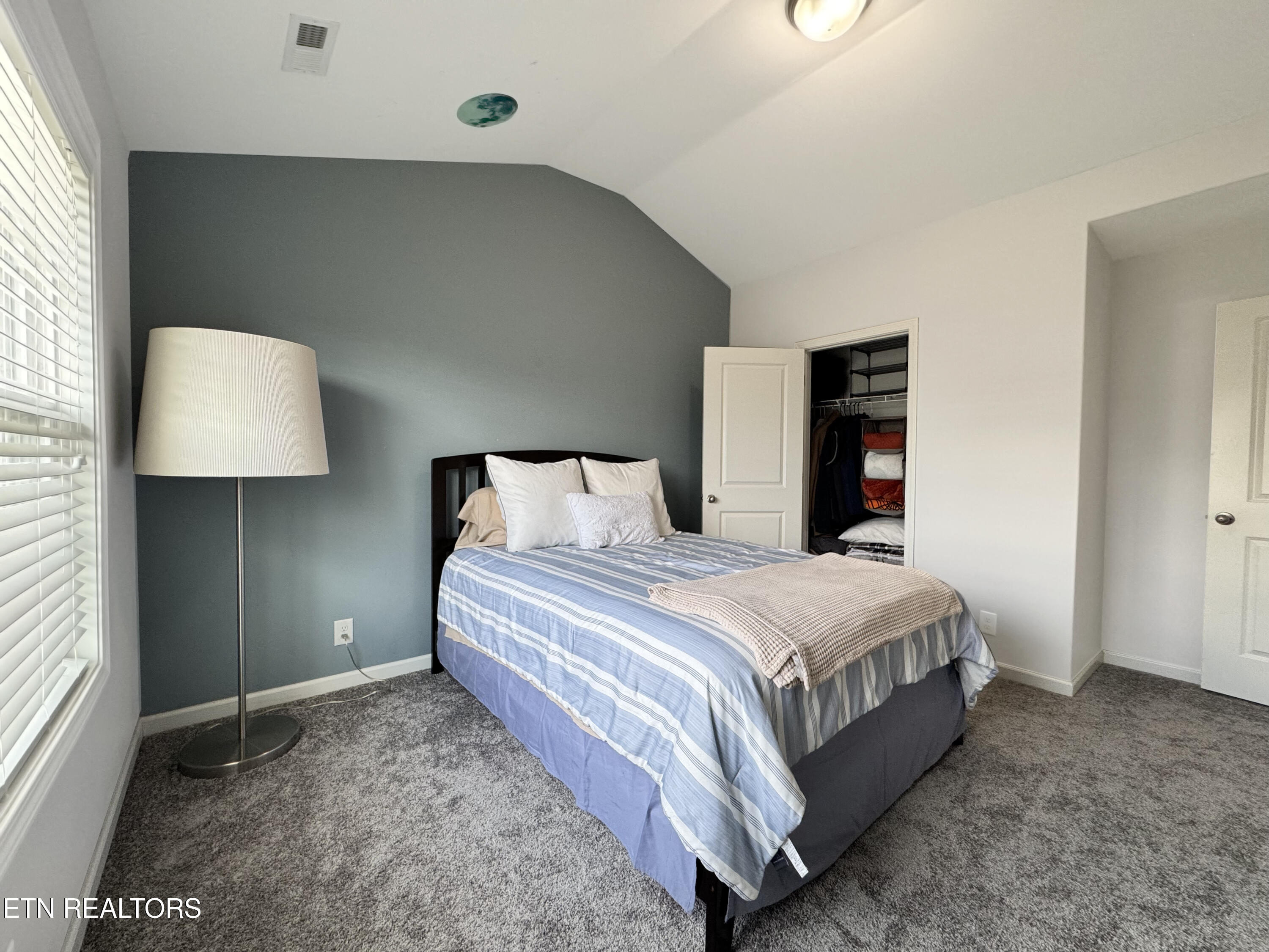 1003 W Glenview Drive Lenoir City TN 37771