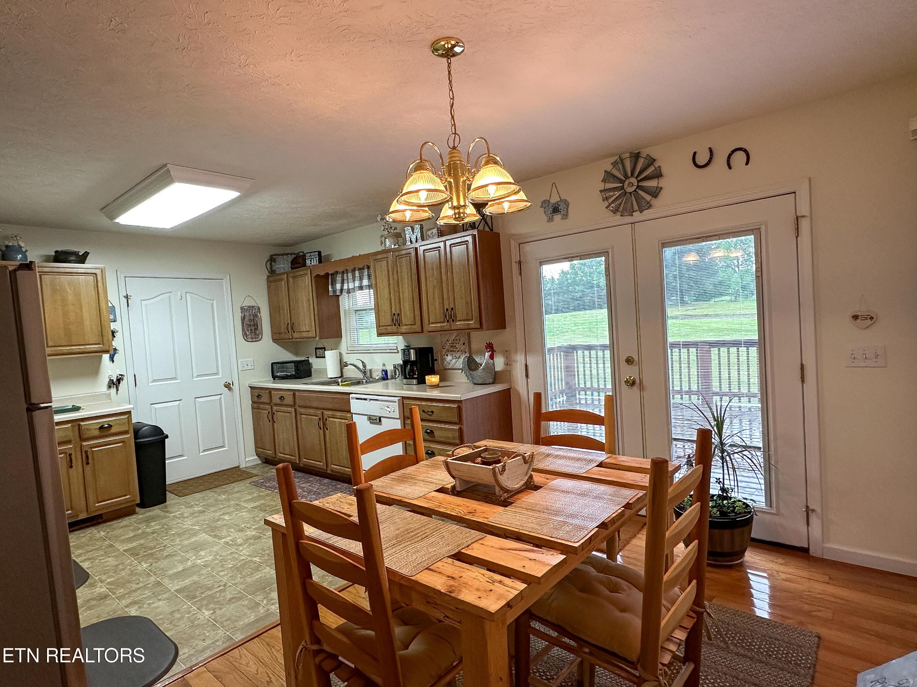 2318 Gw Loy Road New Market TN 37820