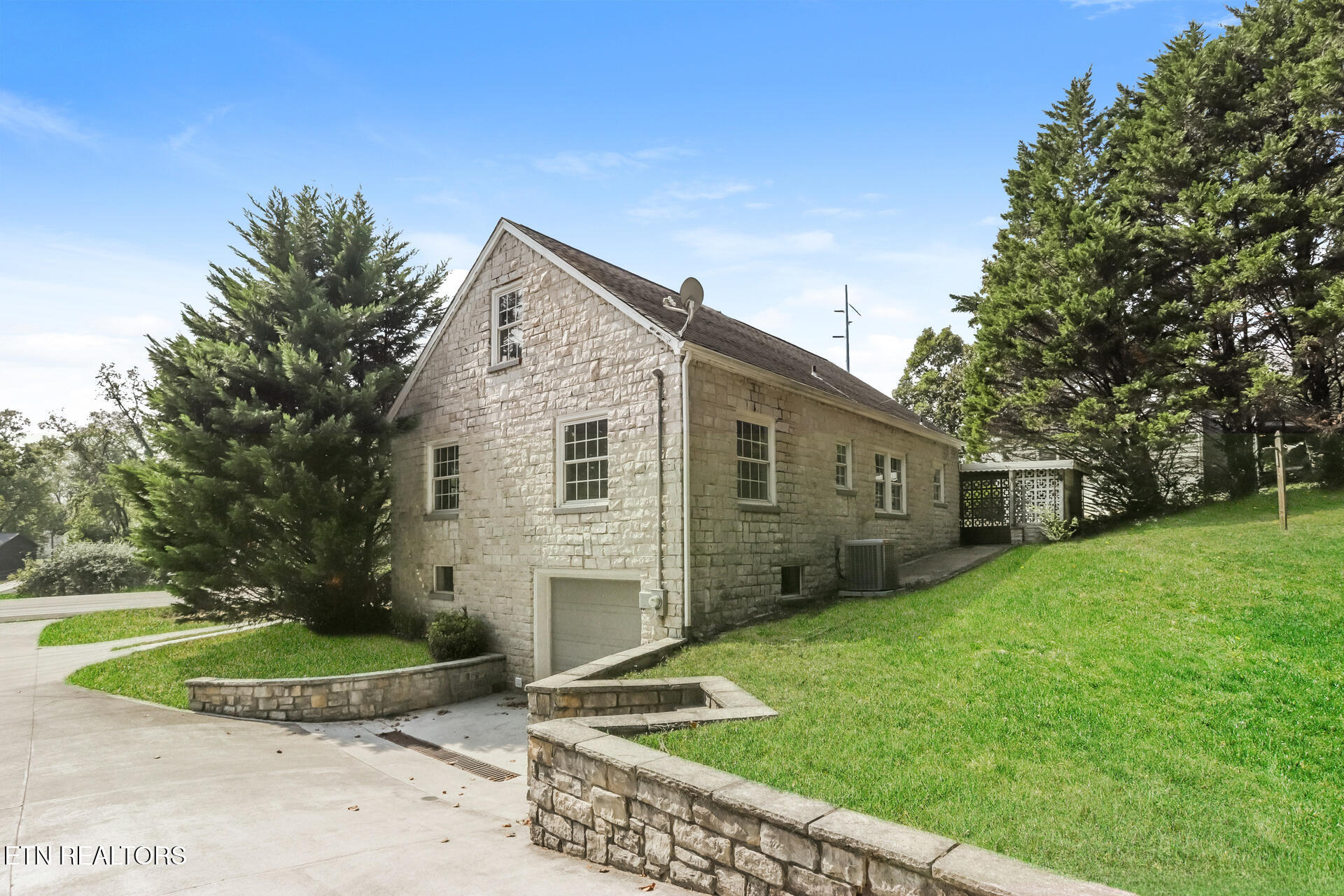 5608 Chapman Highway Knoxville TN 37920