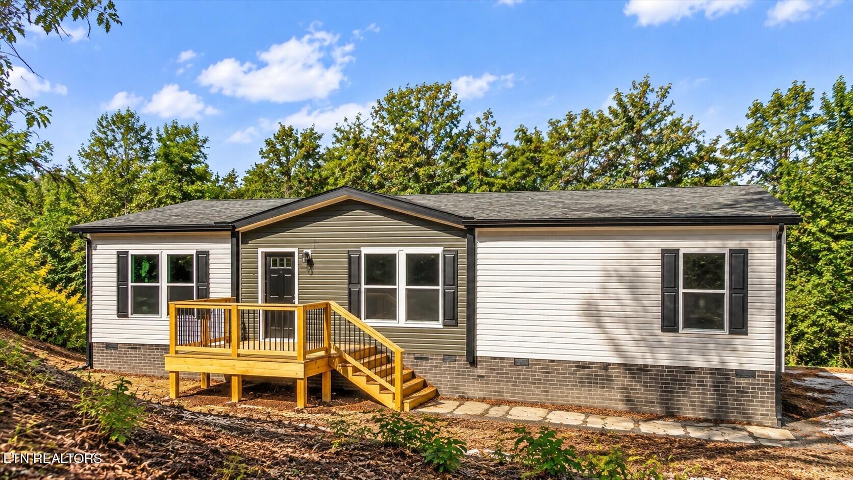 3827 Demory Road Lafollette TN 37766