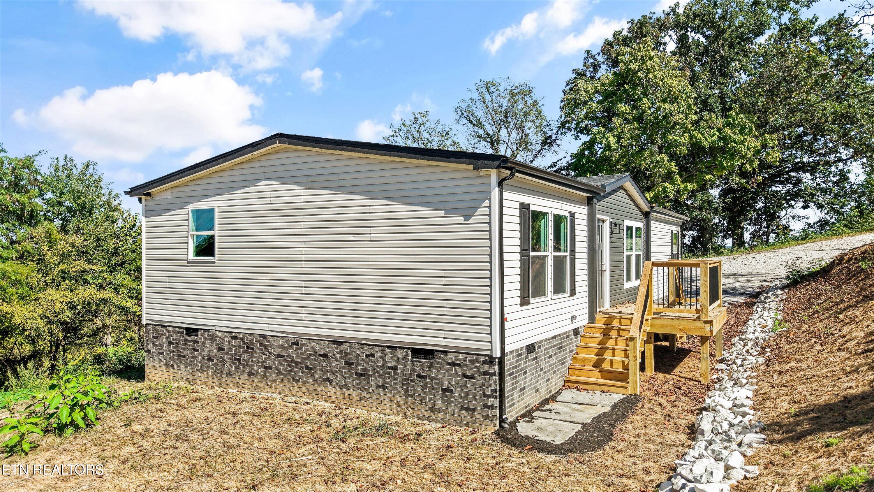 3827 Demory Road Lafollette TN 37766