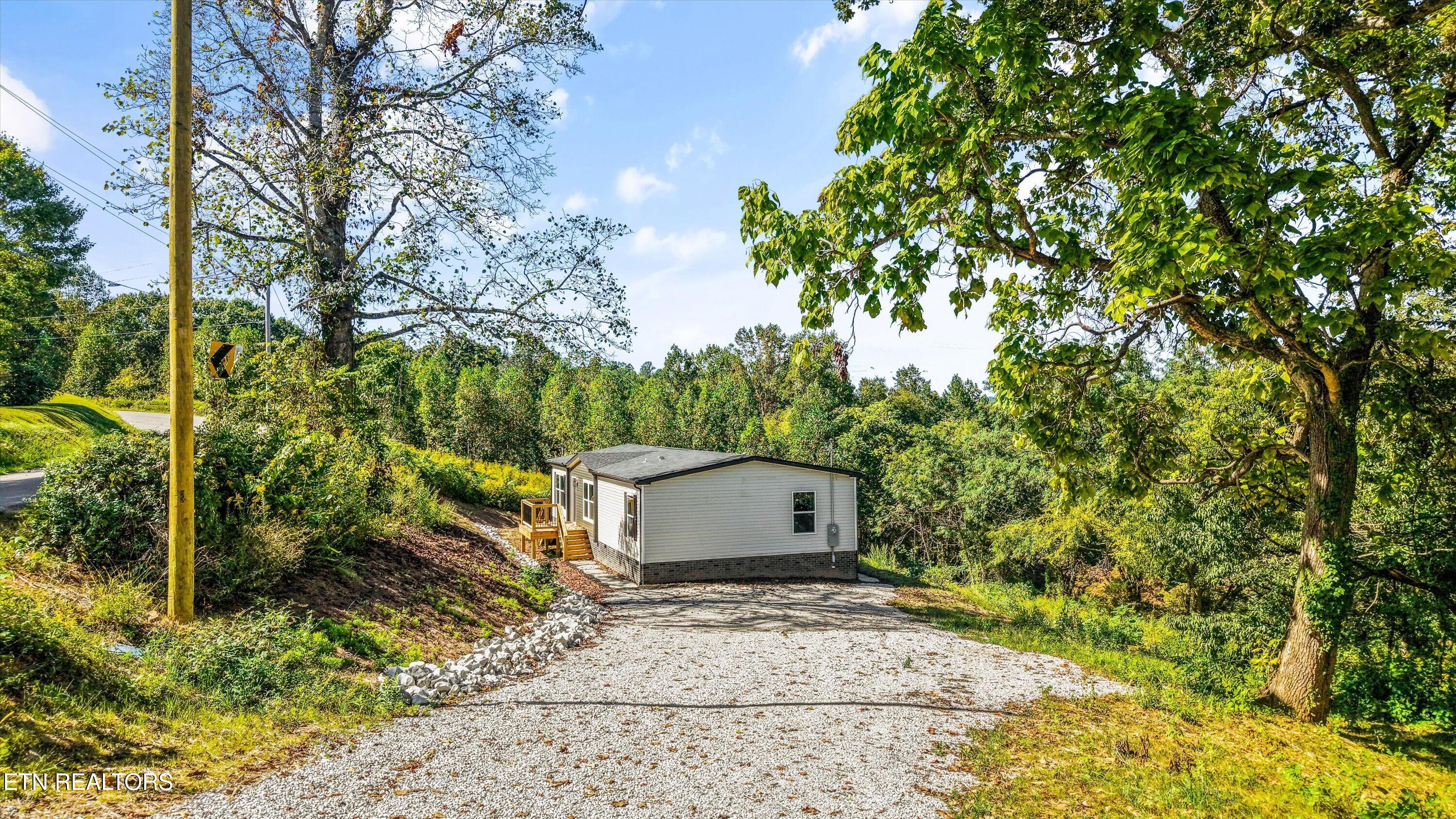3827 Demory Road Lafollette TN 37766