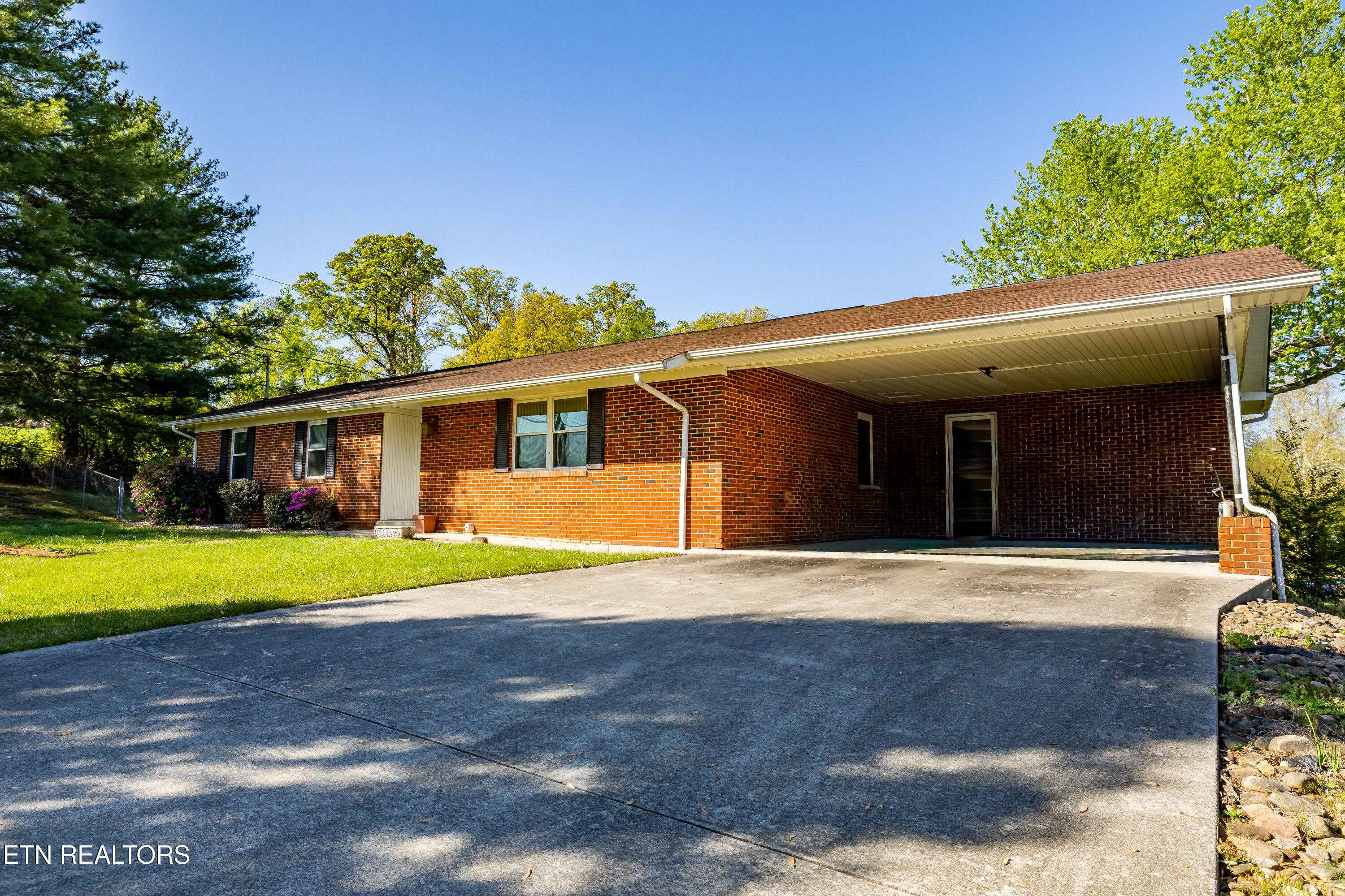 807 Marcaro Lane Maryville TN 37801