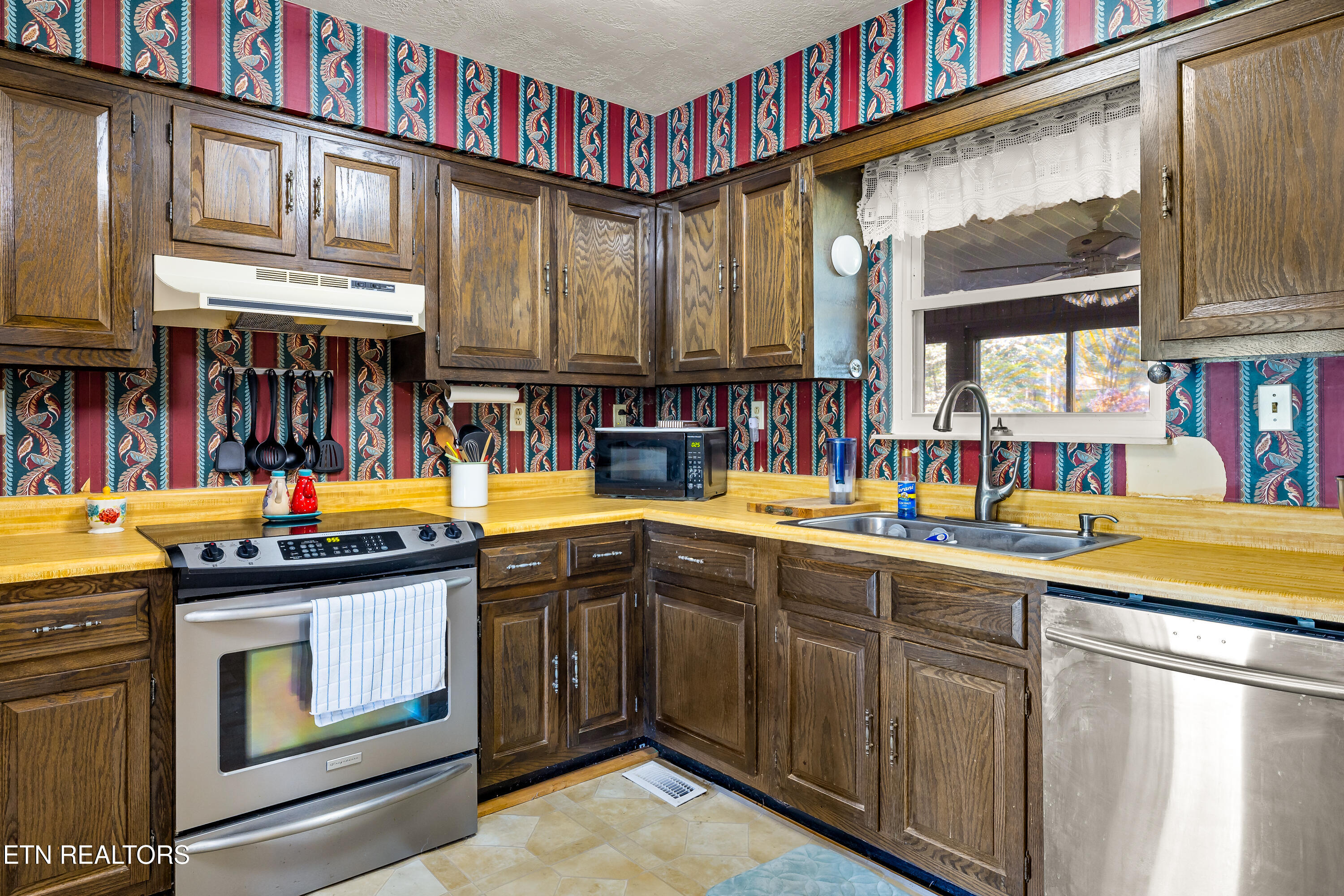 807 Marcaro Lane Maryville TN 37801