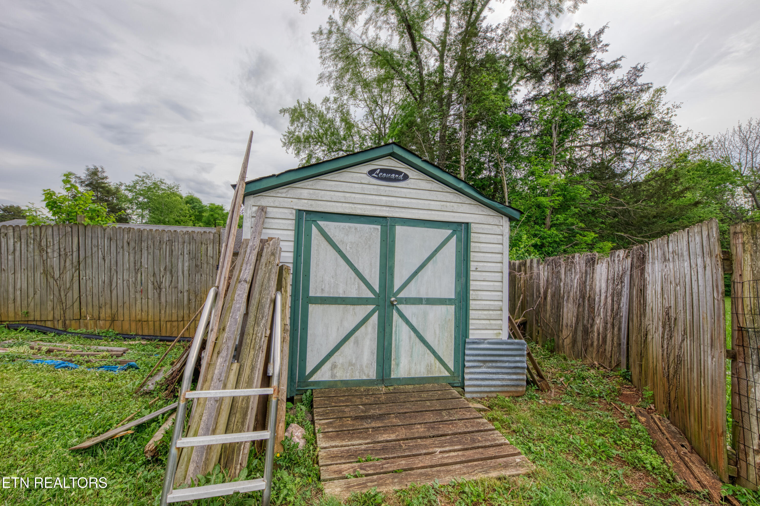 2713 W Highway 11e Strawberry Plains TN 37871