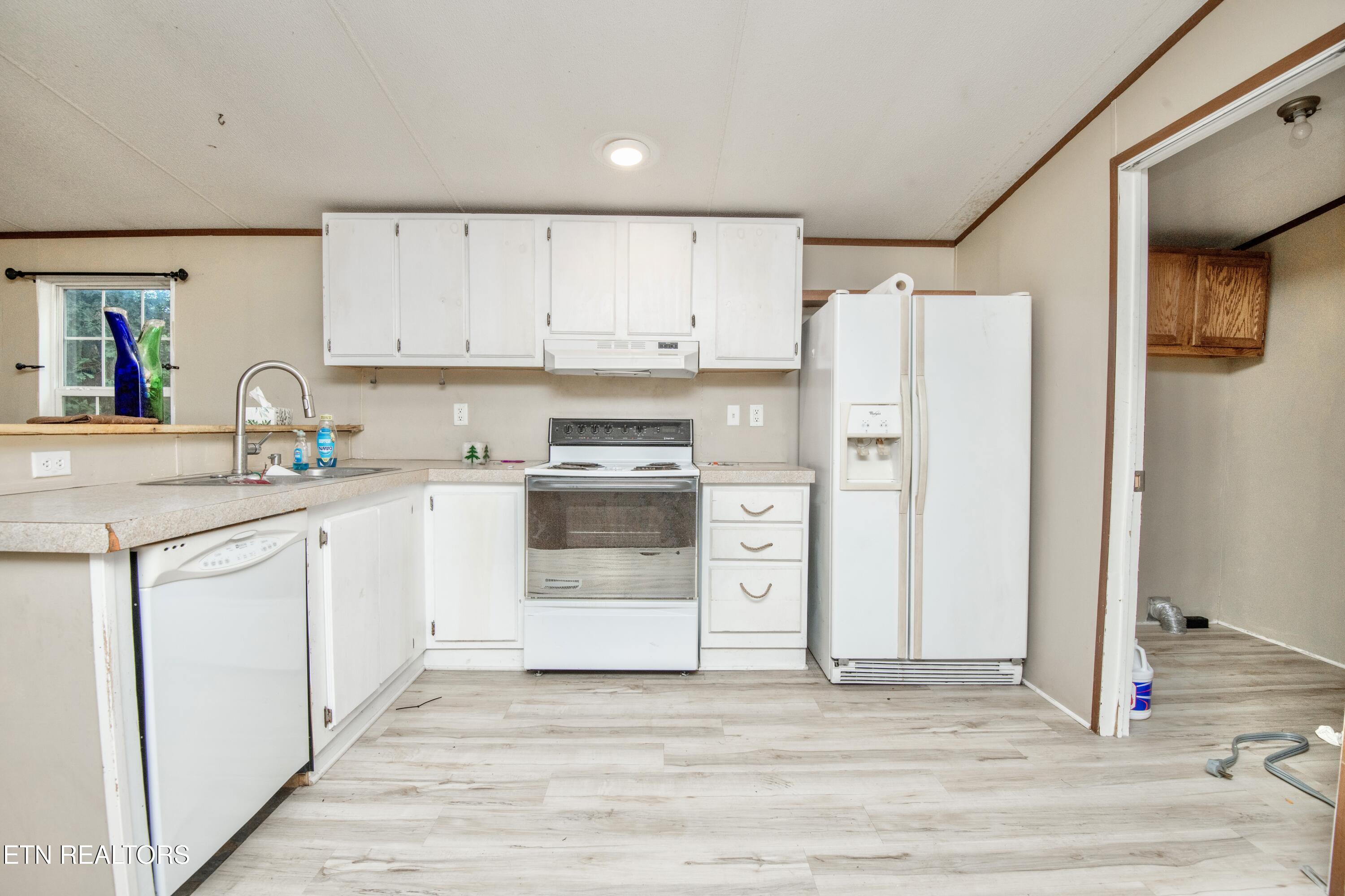 3690 Loudon Ridge Road Lenoir City TN 37771