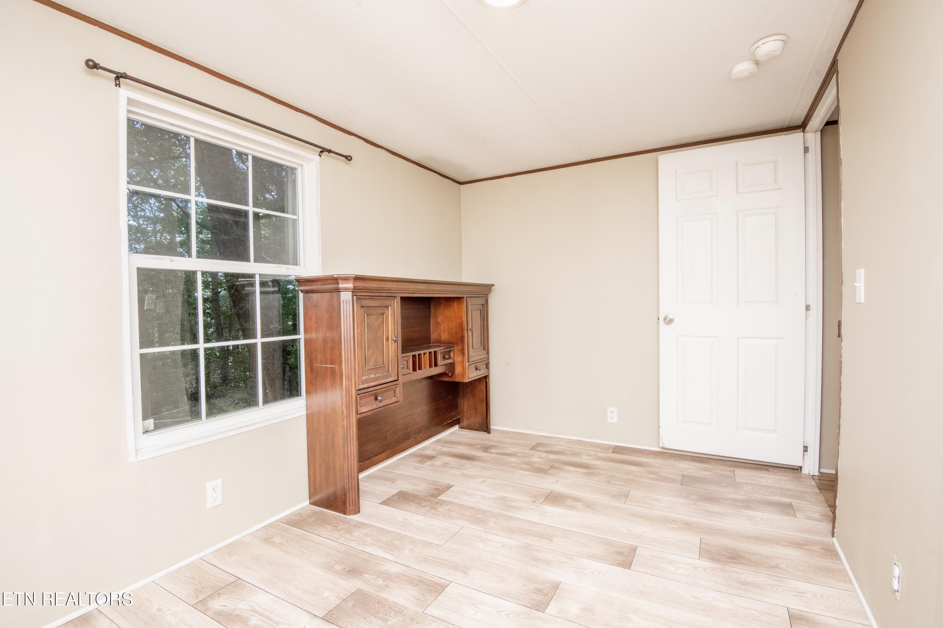 3690 Loudon Ridge Road Lenoir City TN 37771