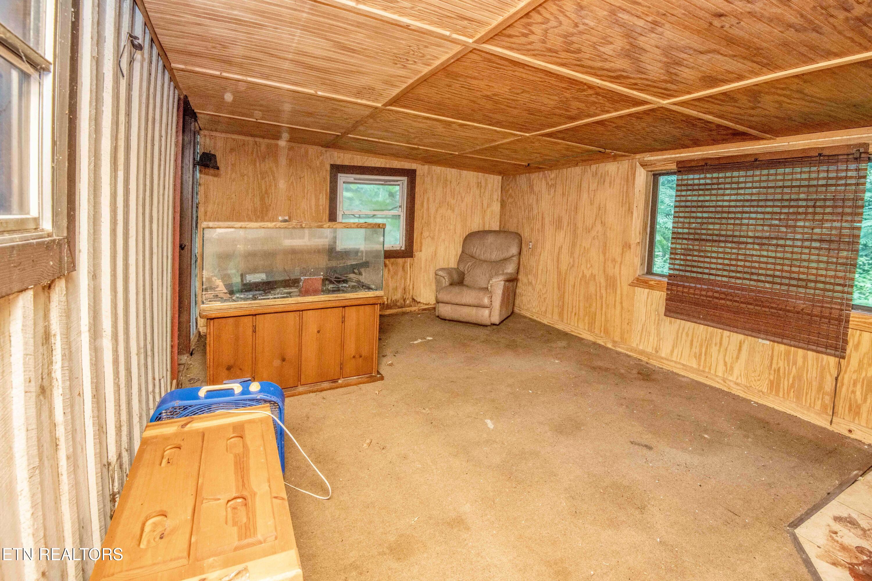 3690 Loudon Ridge Road Lenoir City TN 37771