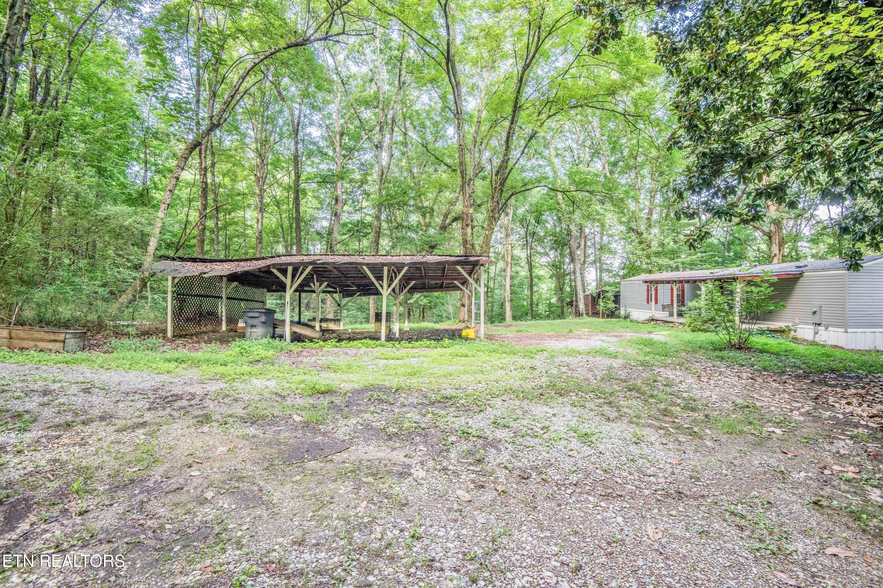 3690 Loudon Ridge Road Lenoir City TN 37771