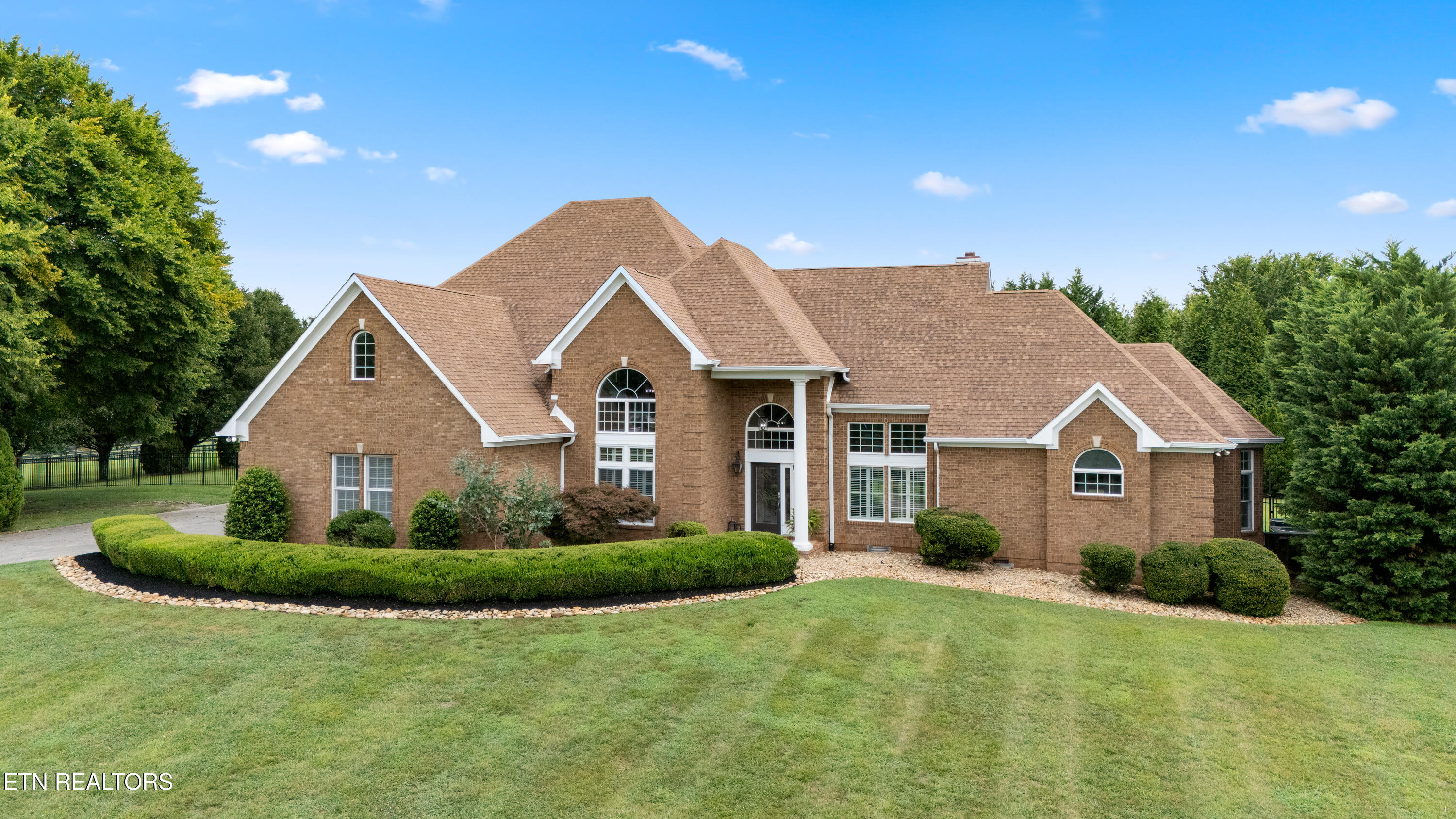 3746 Jackson Bend Drive Louisville TN 37777