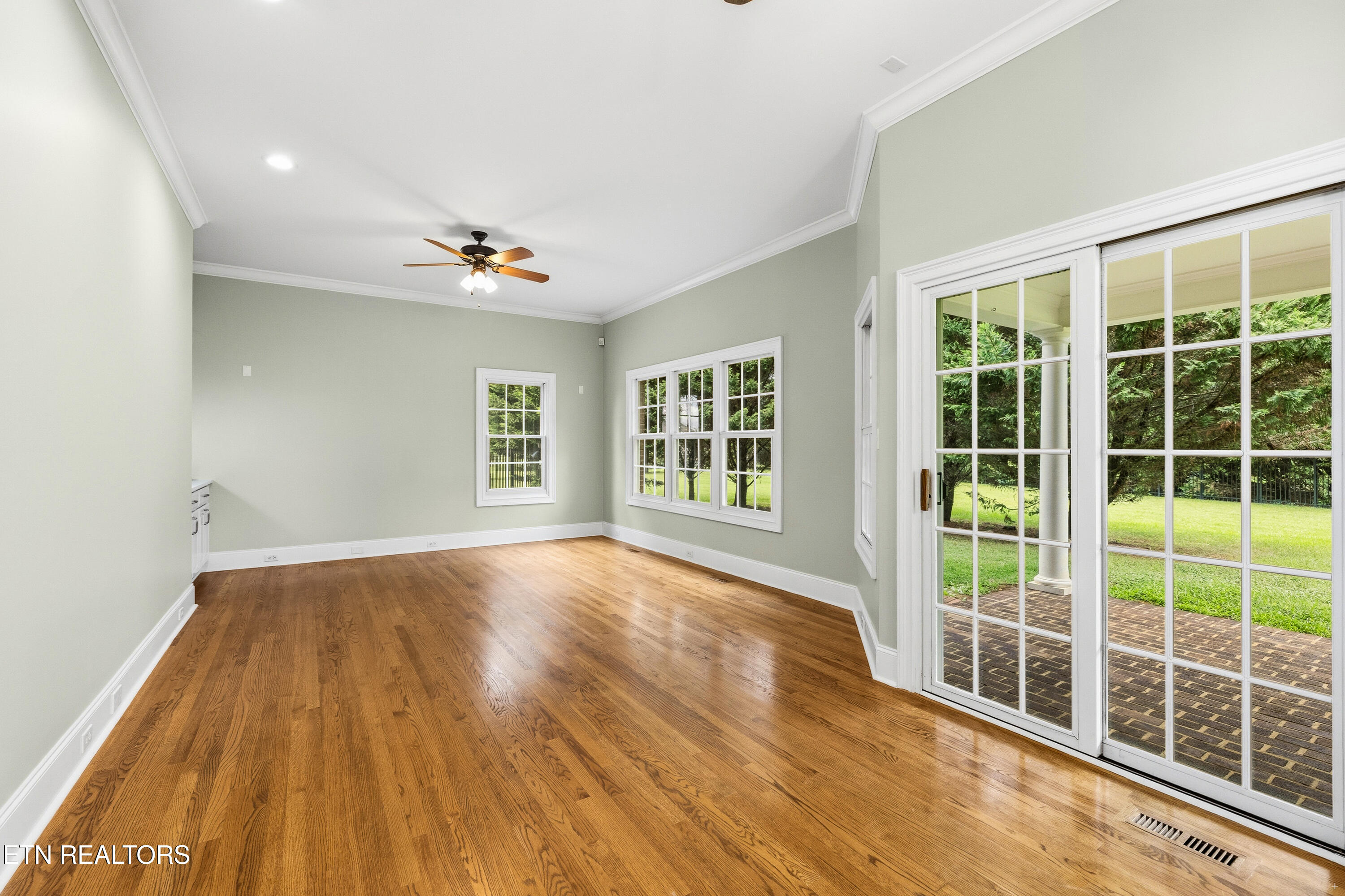 3746 Jackson Bend Drive Louisville TN 37777