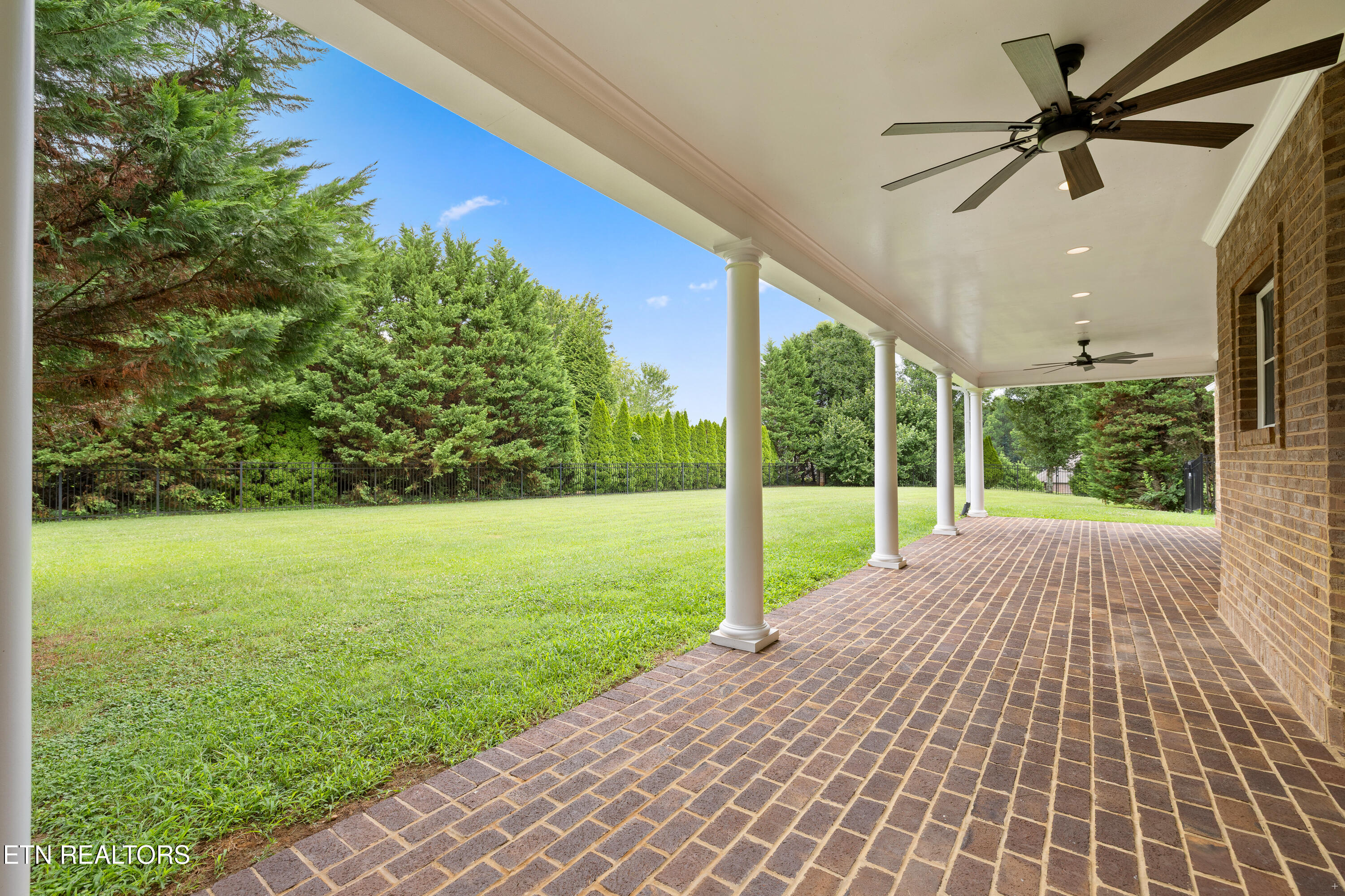 3746 Jackson Bend Drive Louisville TN 37777