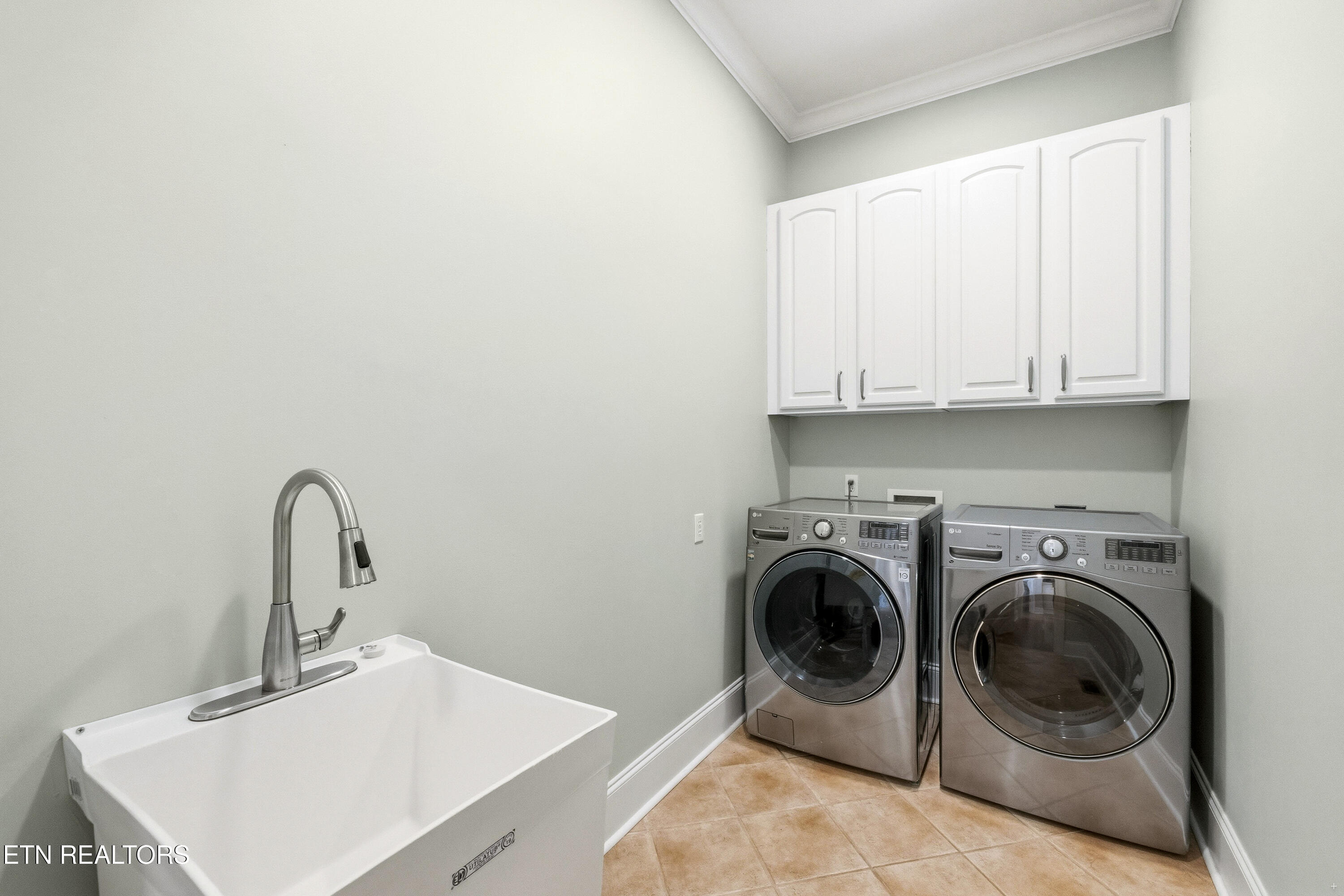 3746 Jackson Bend Drive Louisville TN 37777