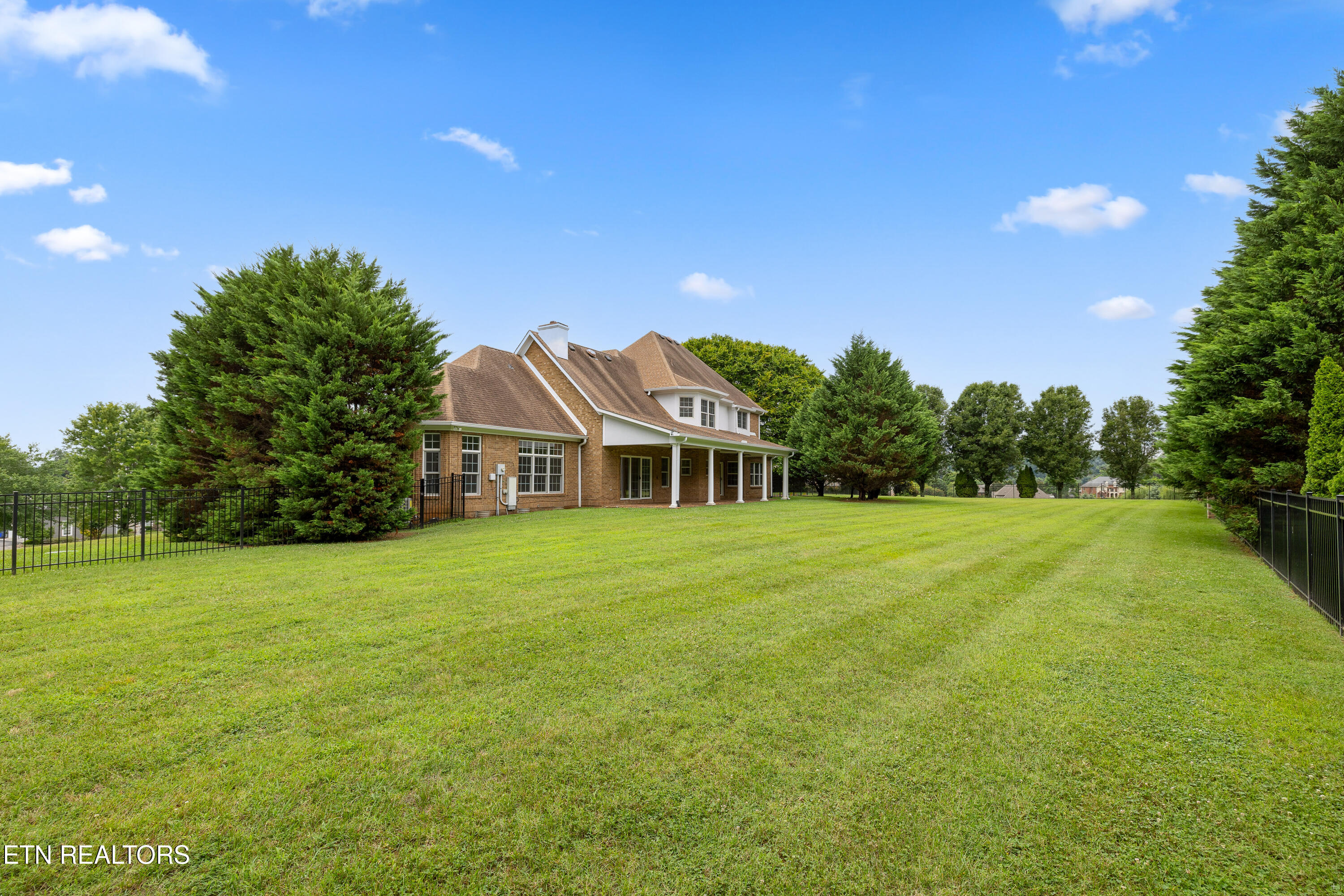 3746 Jackson Bend Drive Louisville TN 37777