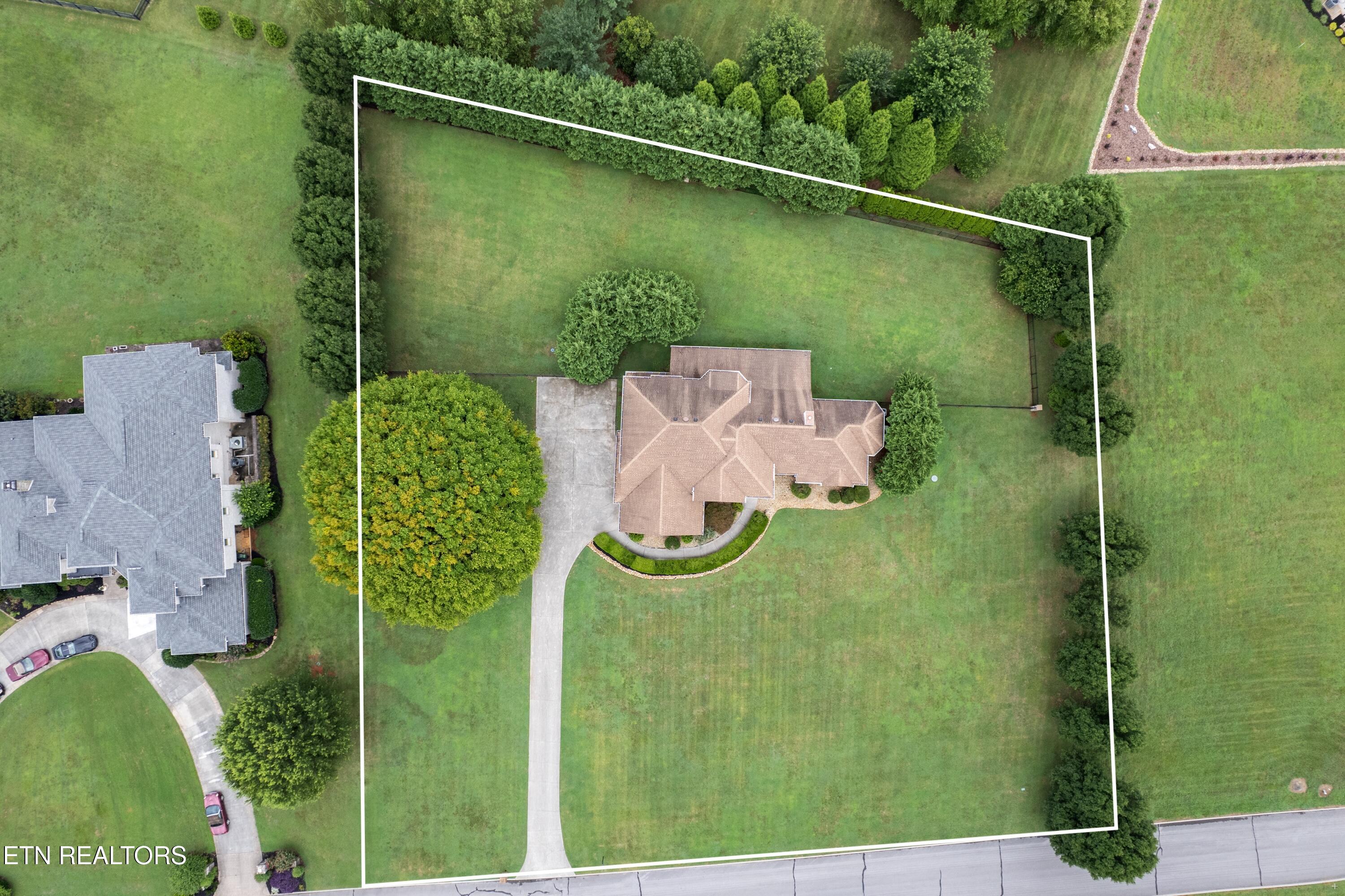 3746 Jackson Bend Drive Louisville TN 37777