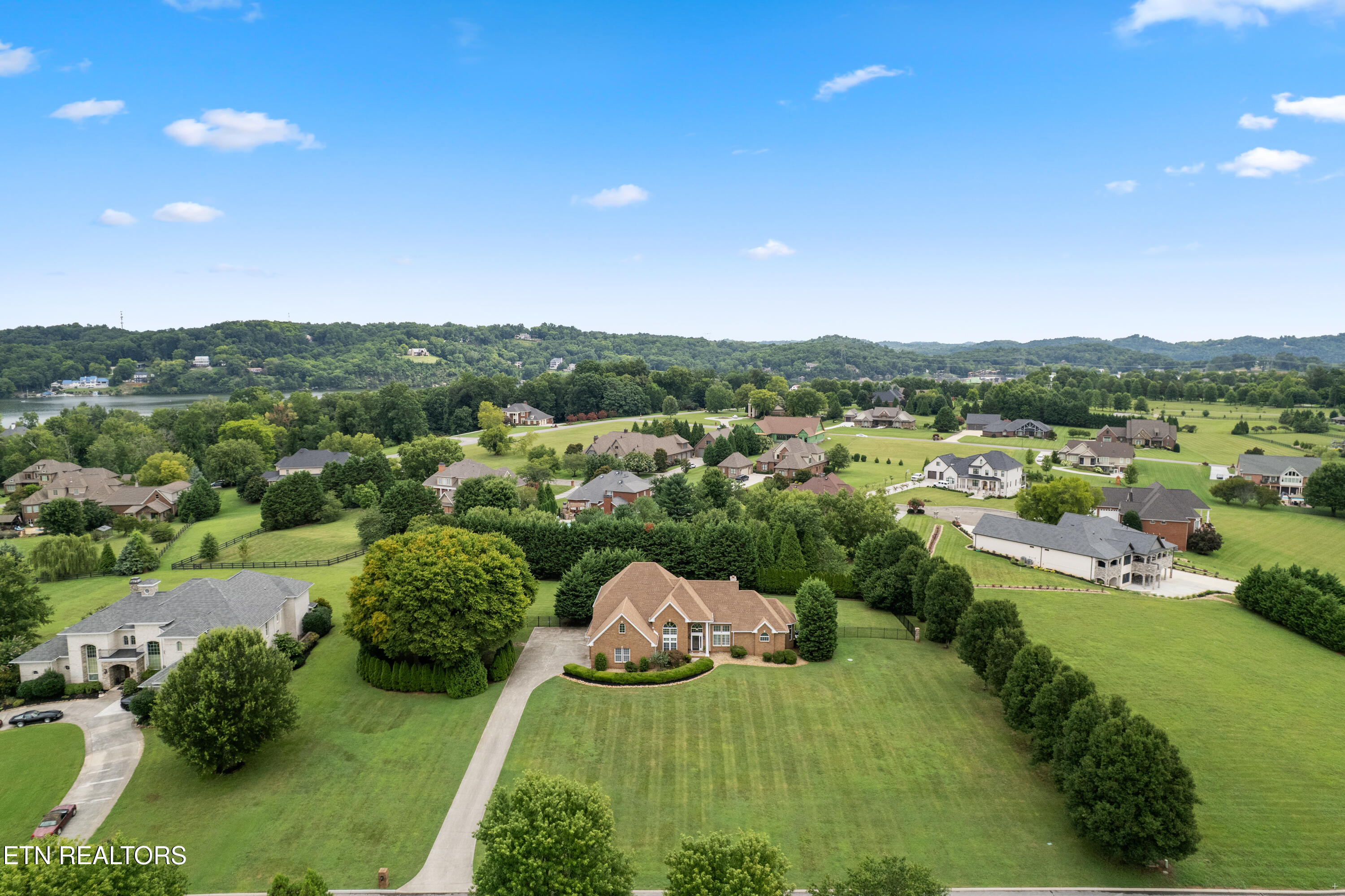 3746 Jackson Bend Drive Louisville TN 37777