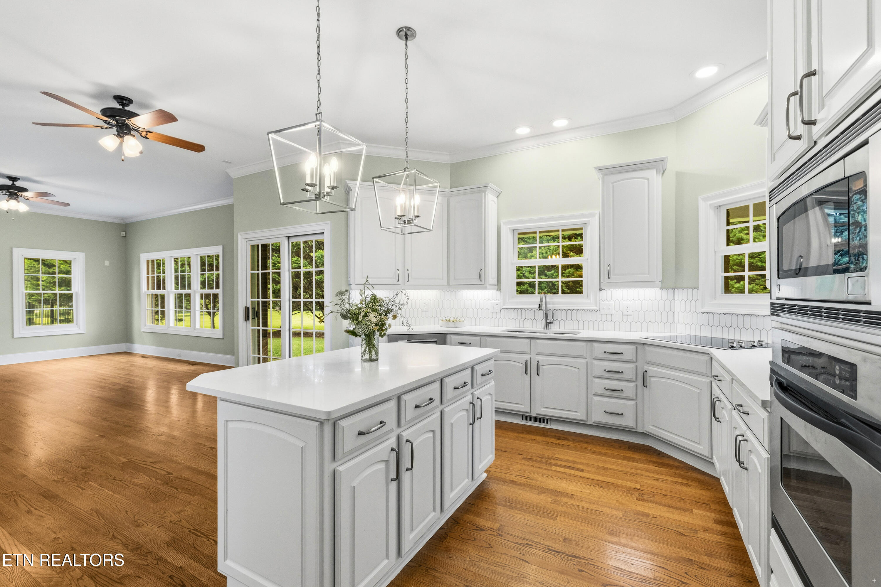 3746 Jackson Bend Drive Louisville TN 37777