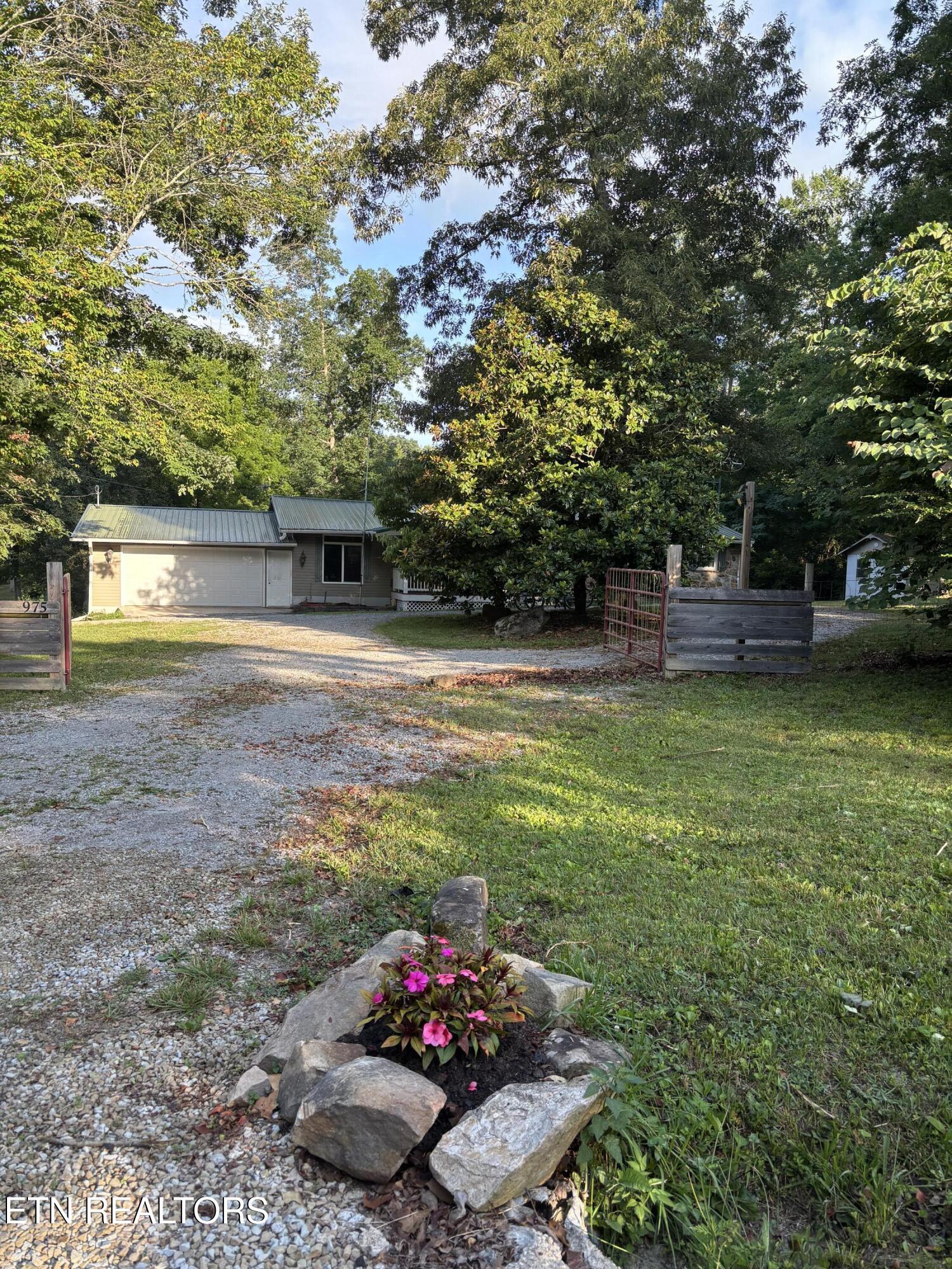 975 Lawson Road Crossville TN 38571