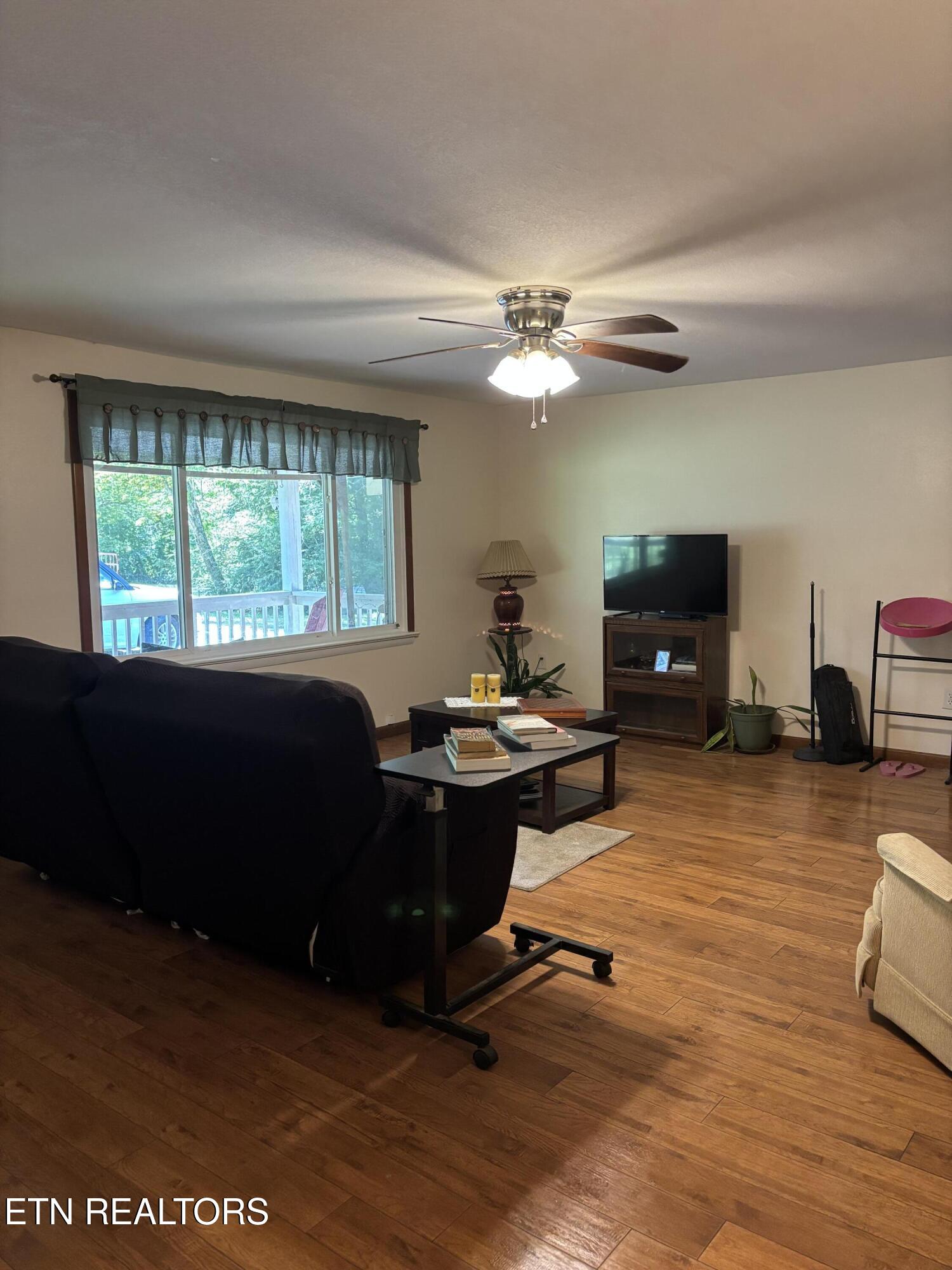975 Lawson Road Crossville TN 38571