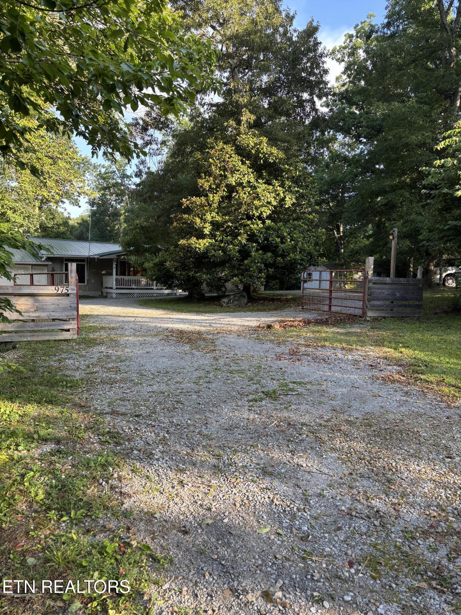 975 Lawson Road Crossville TN 38571