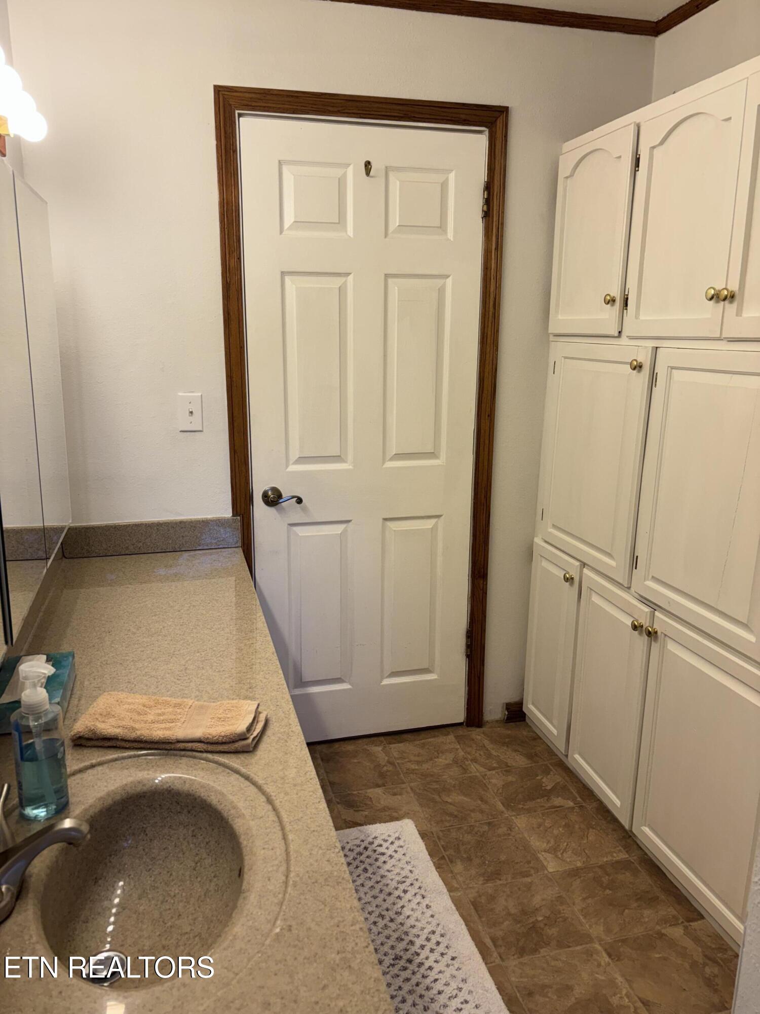 975 Lawson Road Crossville TN 38571