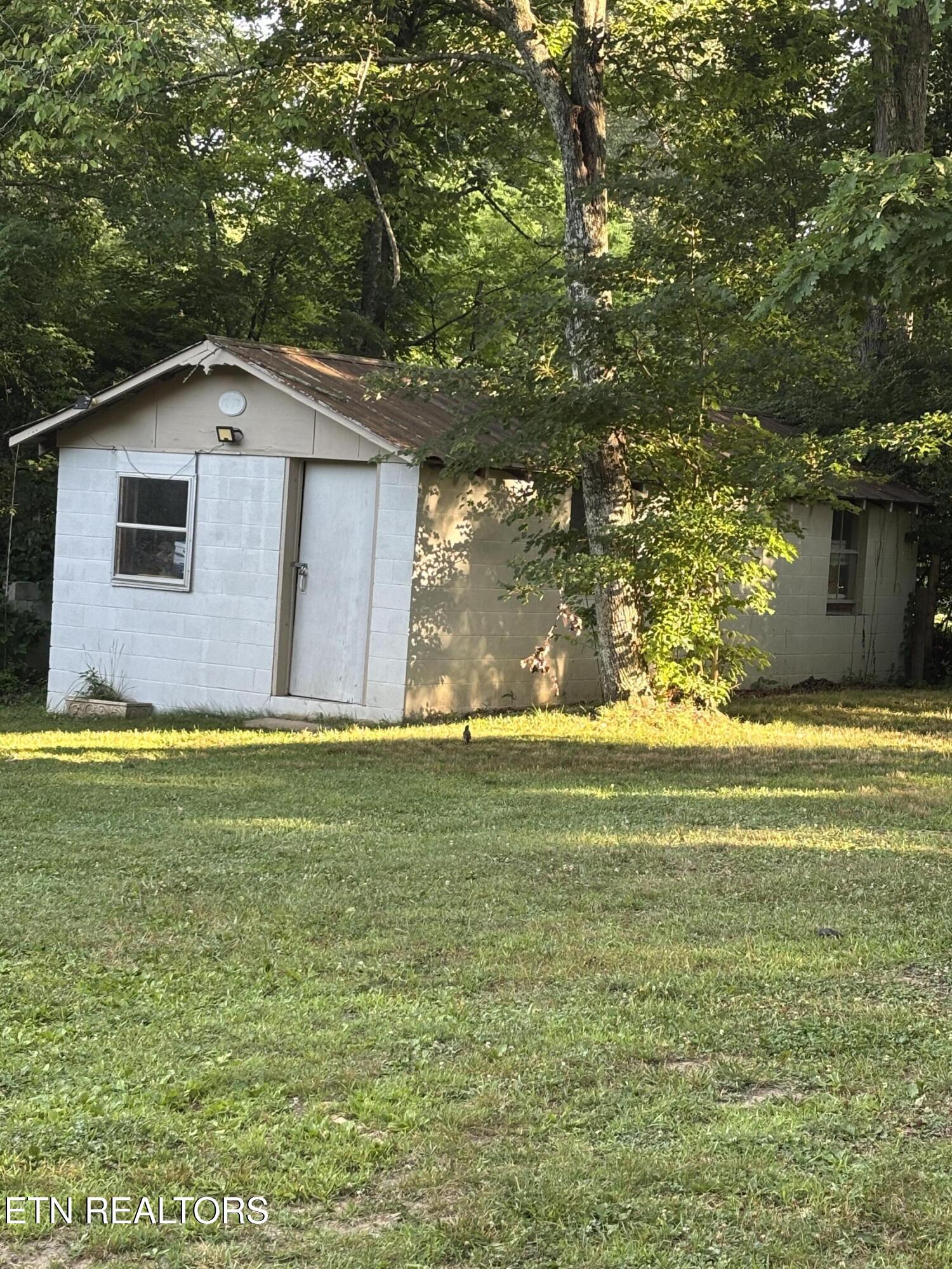 975 Lawson Road Crossville TN 38571