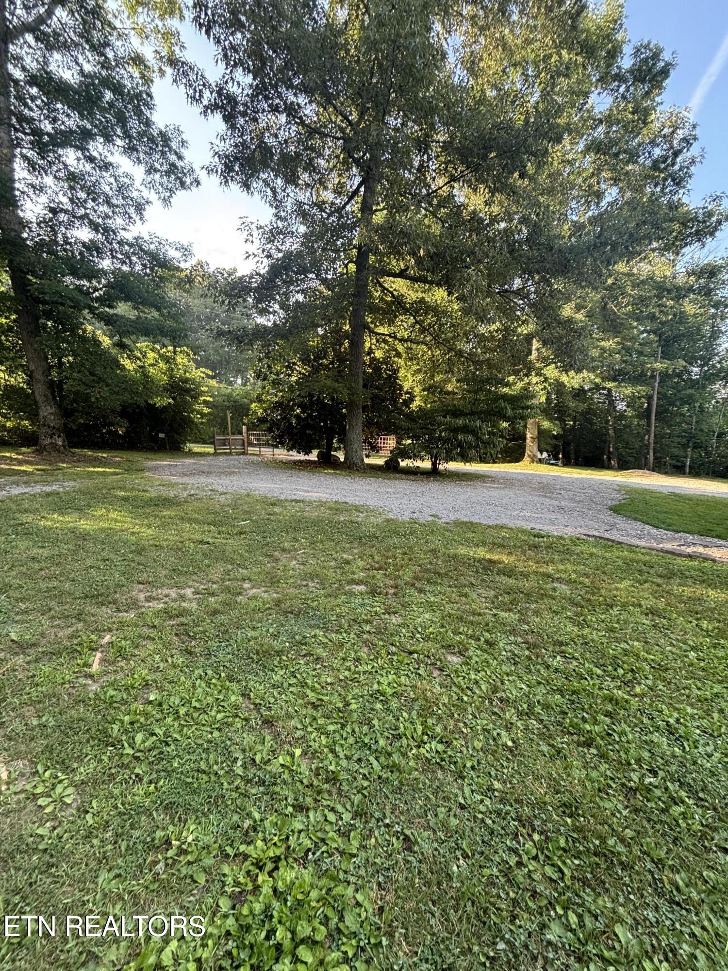 975 Lawson Road Crossville TN 38571