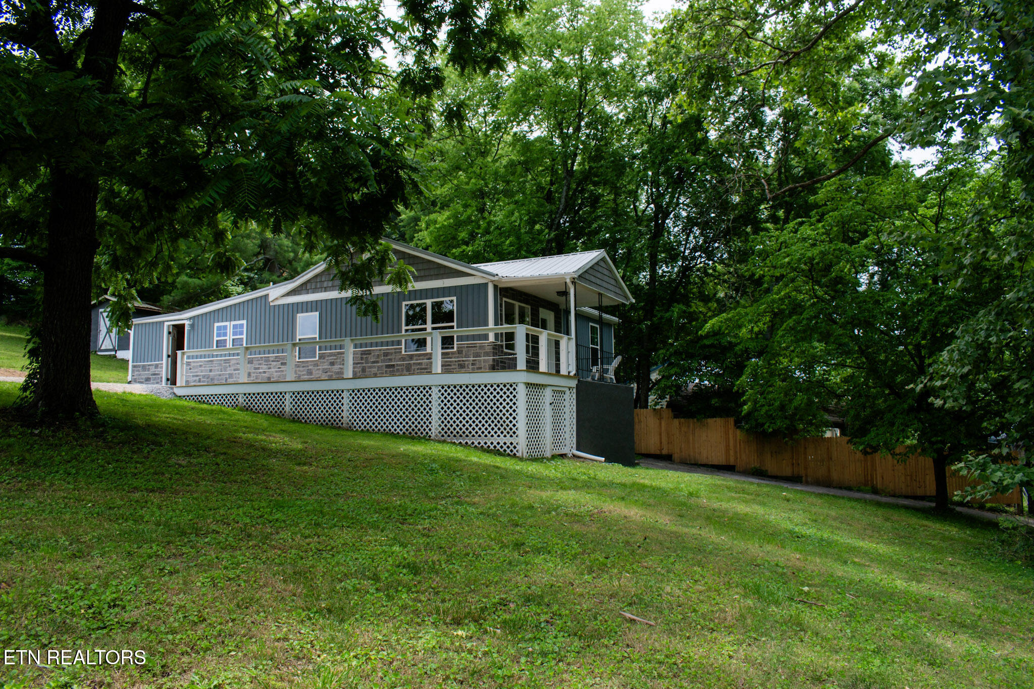 305 Augusta Avenue Maryville TN 37804