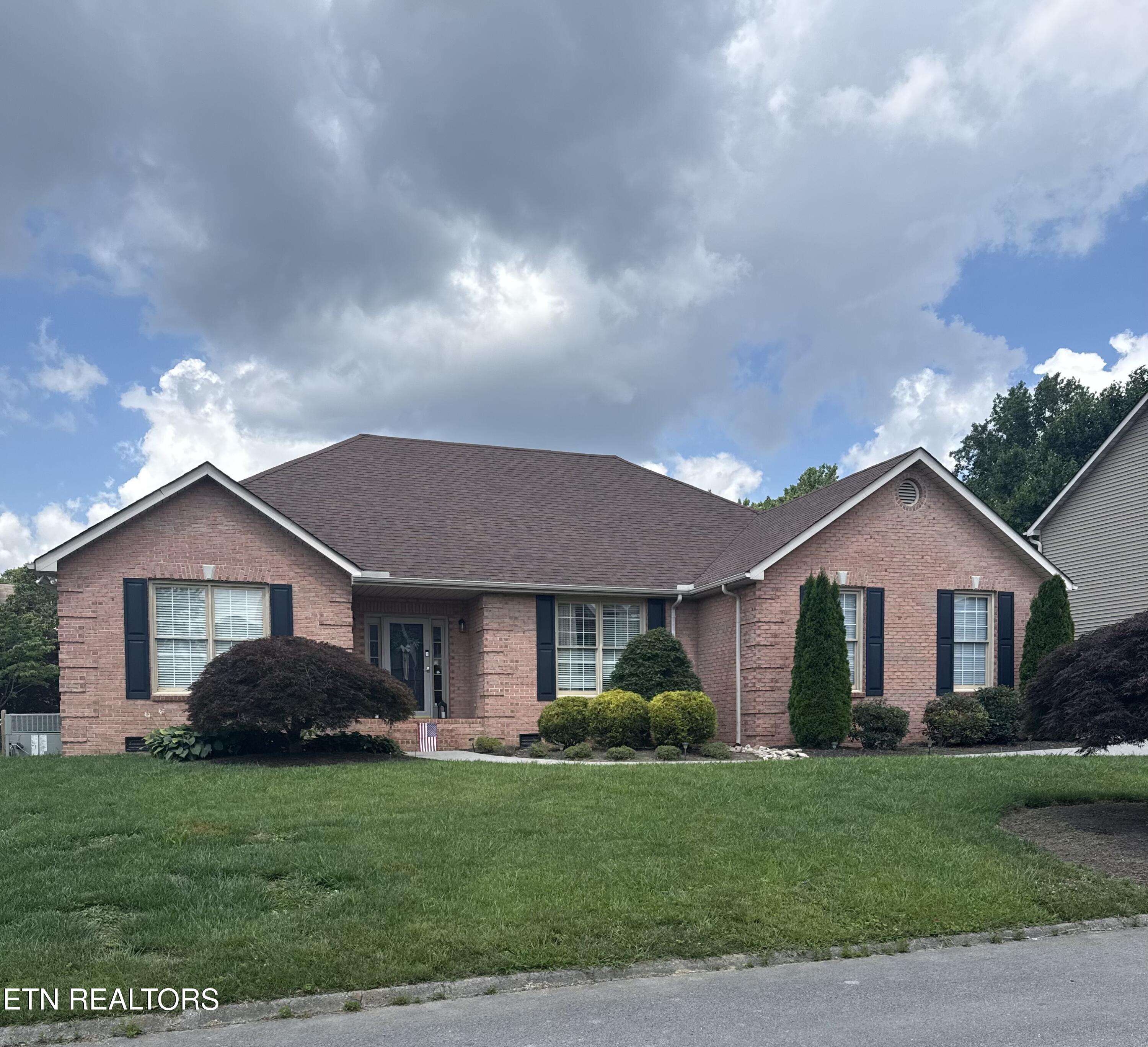 829 Meadowfield Drive Knoxville TN 37923
