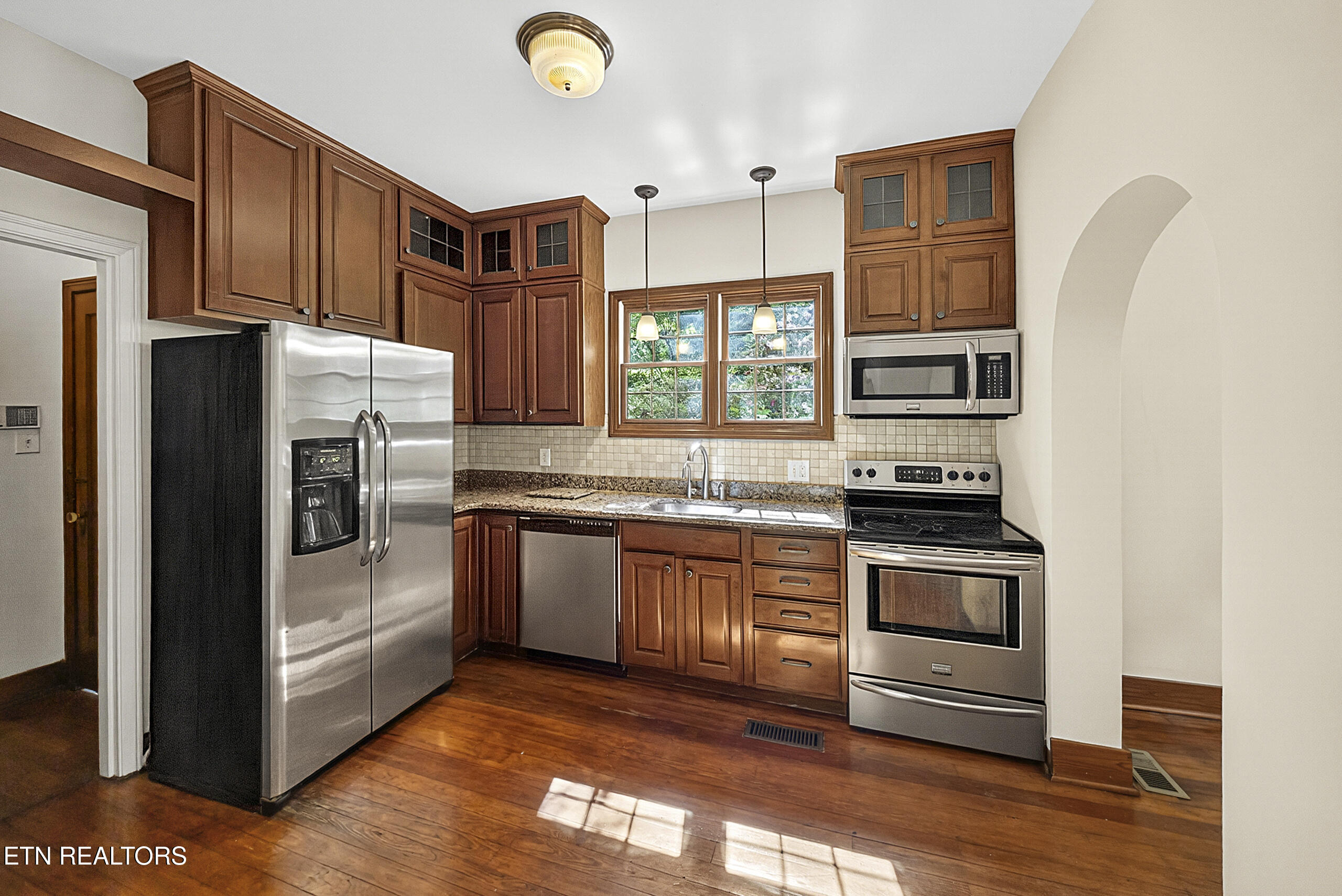 702 Forest Hills Boulevard Knoxville TN 37919
