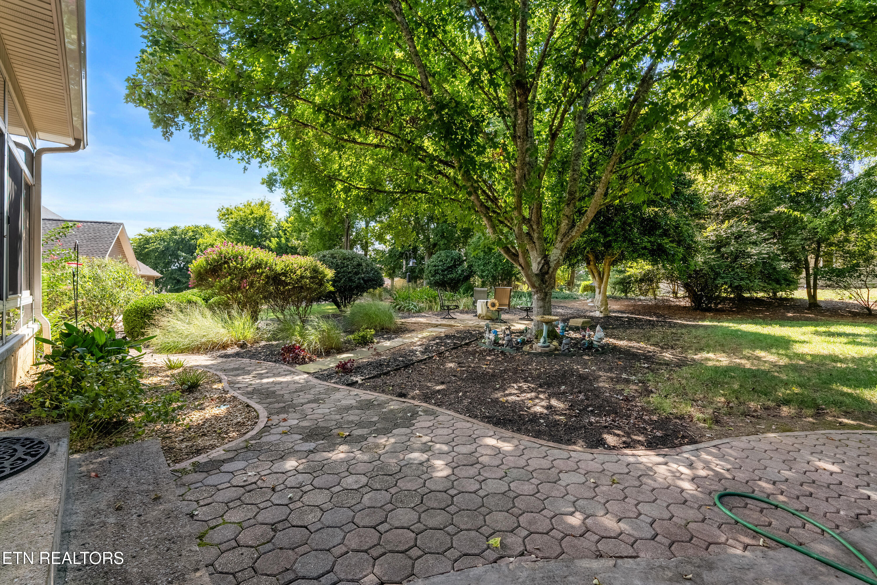 108 Tahlequah Lane Loudon TN 37774