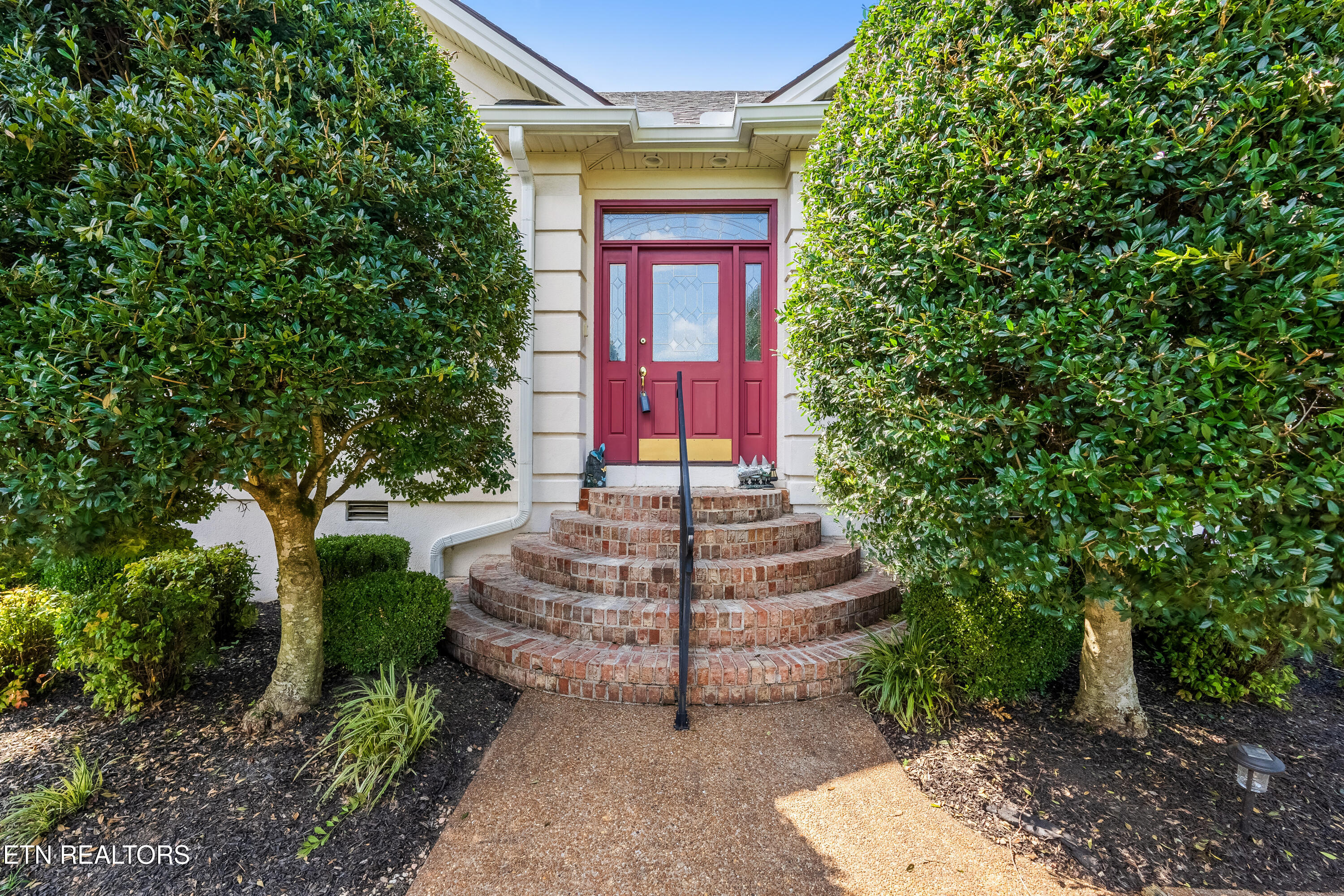 108 Tahlequah Lane Loudon TN 37774