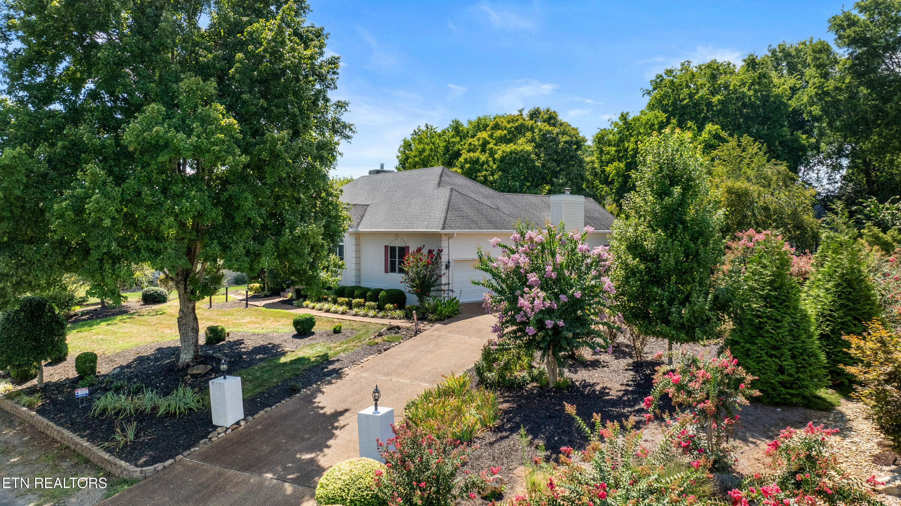 108 Tahlequah Lane Loudon TN 37774