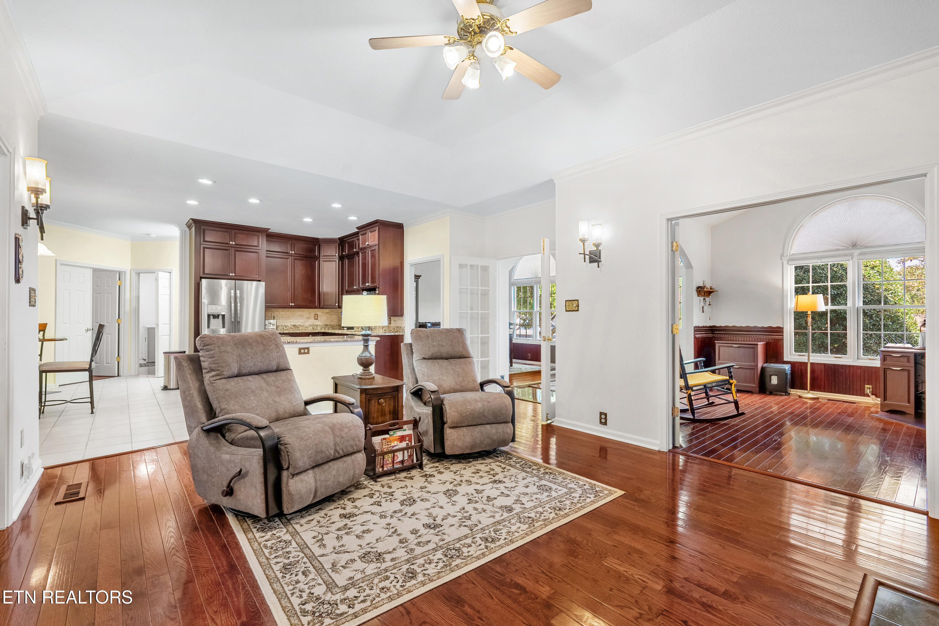 108 Tahlequah Lane Loudon TN 37774