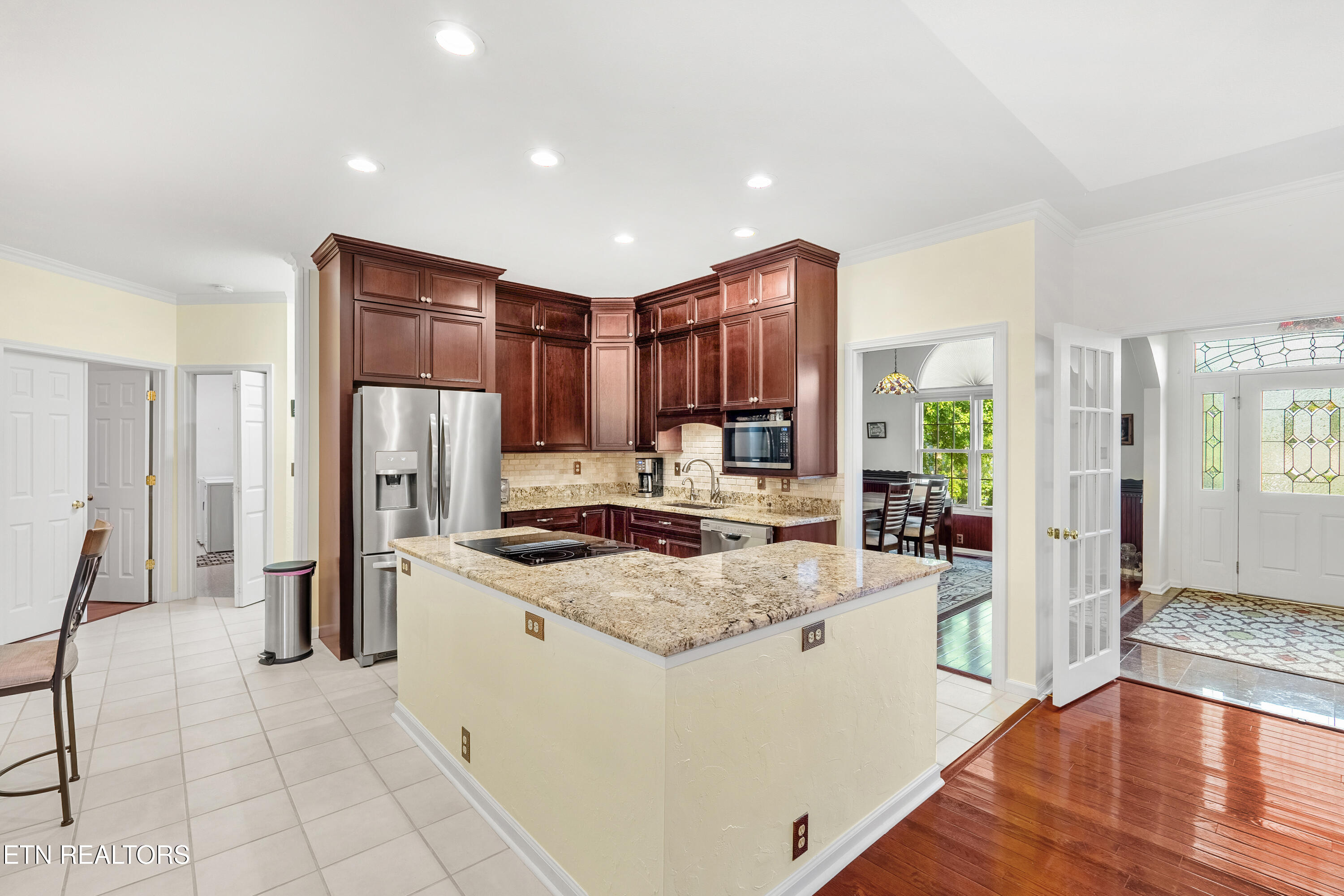 108 Tahlequah Lane Loudon TN 37774