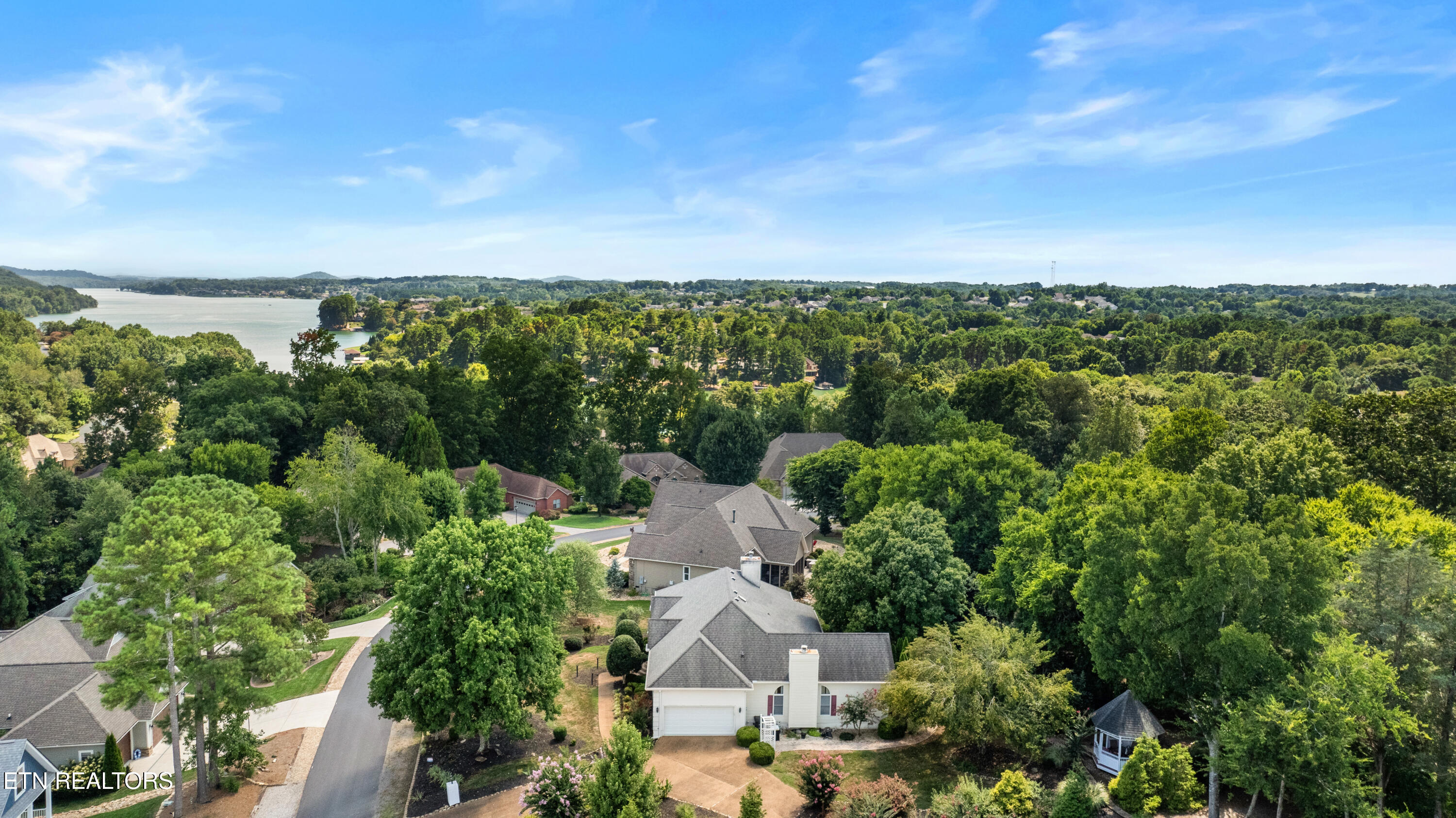 108 Tahlequah Lane Loudon TN 37774