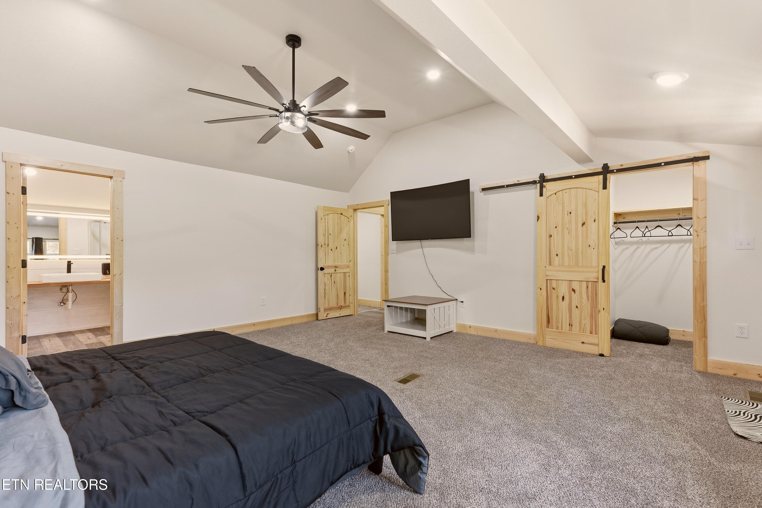 215 Longfield Road Rocky Top TN 37769