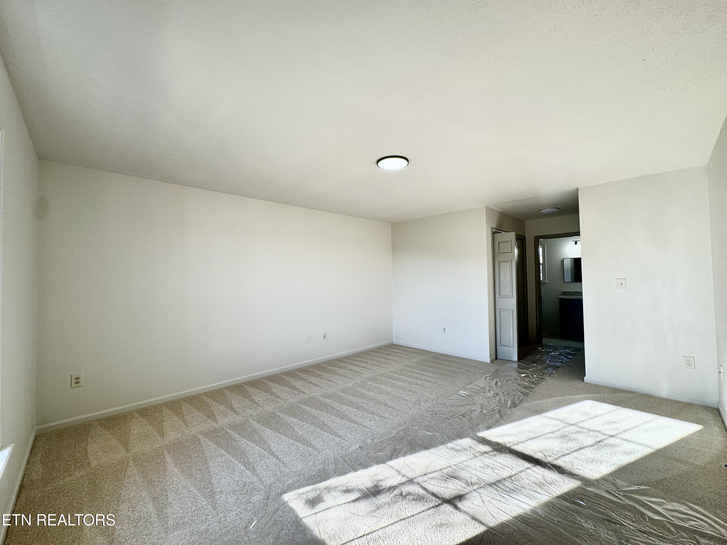 1748 Butterfly Court Whitesburg TN 37891
