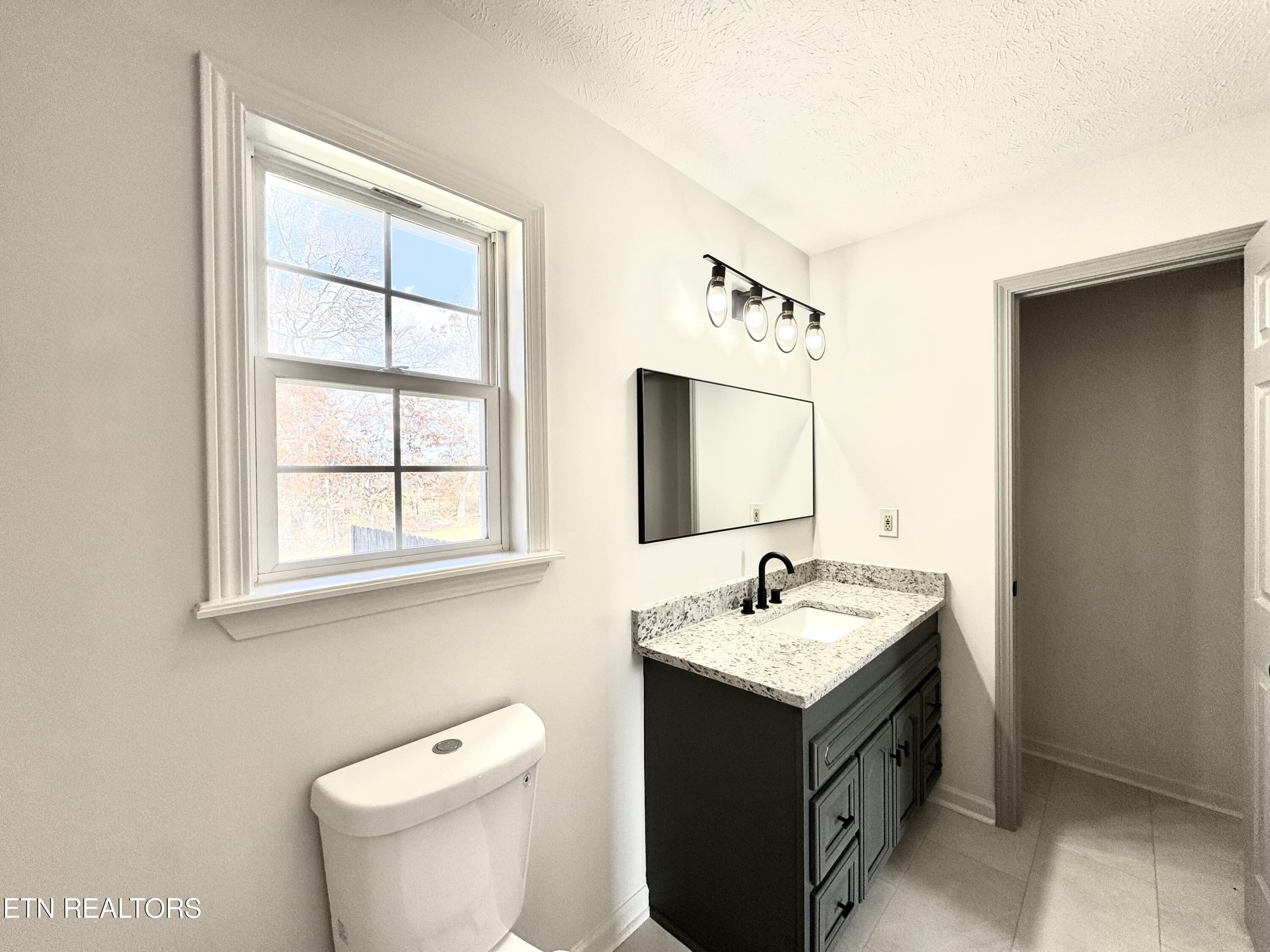 1748 Butterfly Court Whitesburg TN 37891