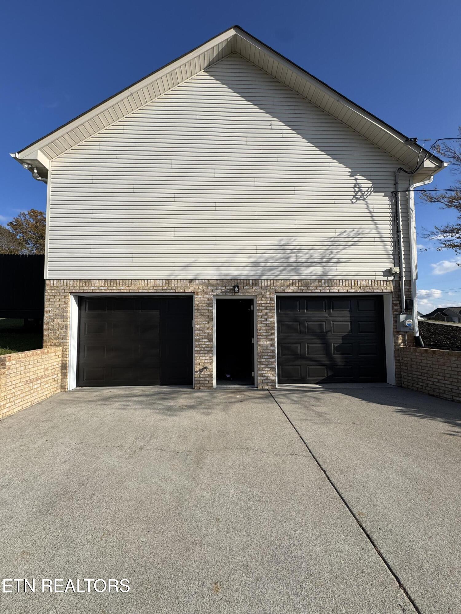 1748 Butterfly Court Whitesburg TN 37891