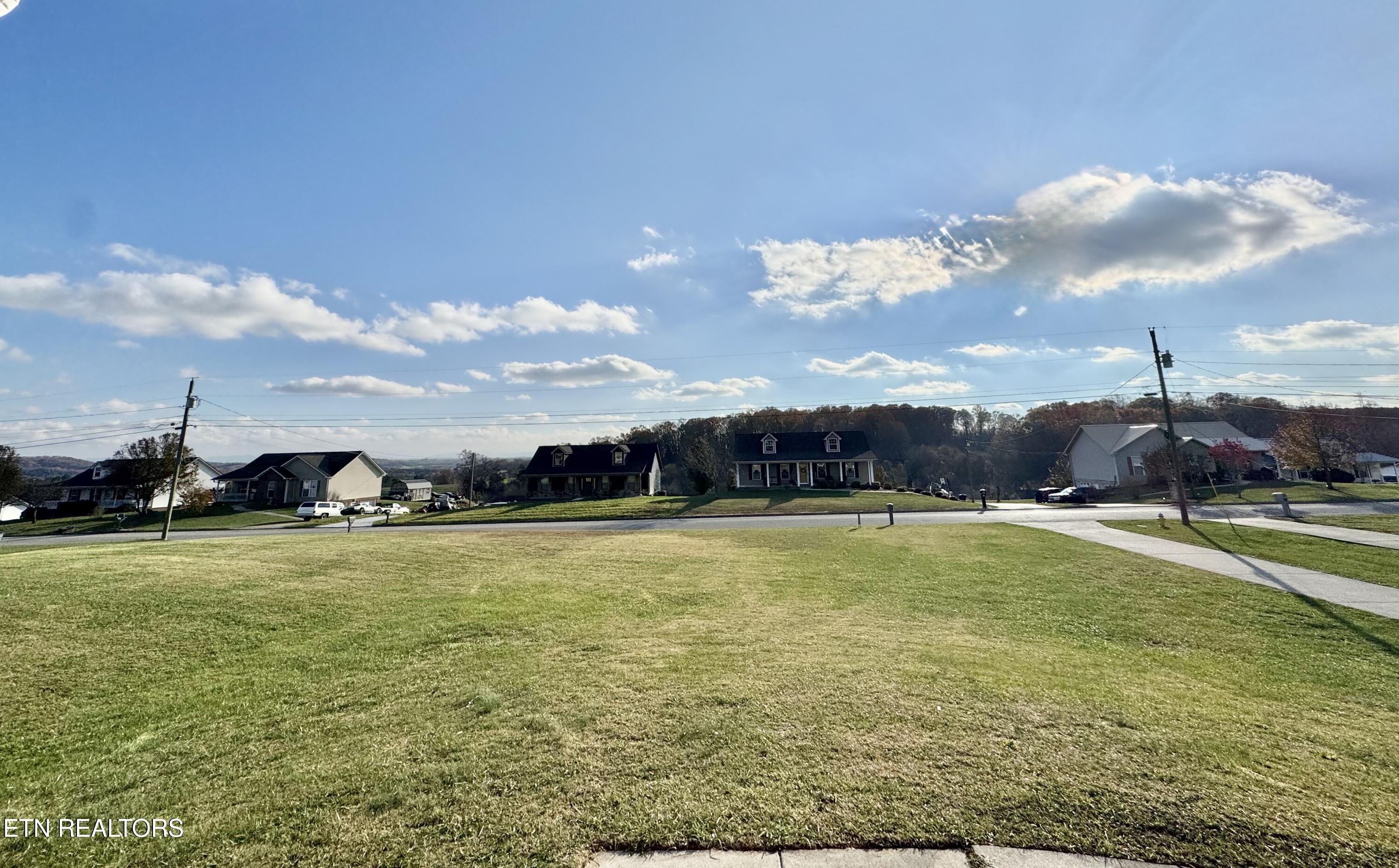 1748 Butterfly Court Whitesburg TN 37891