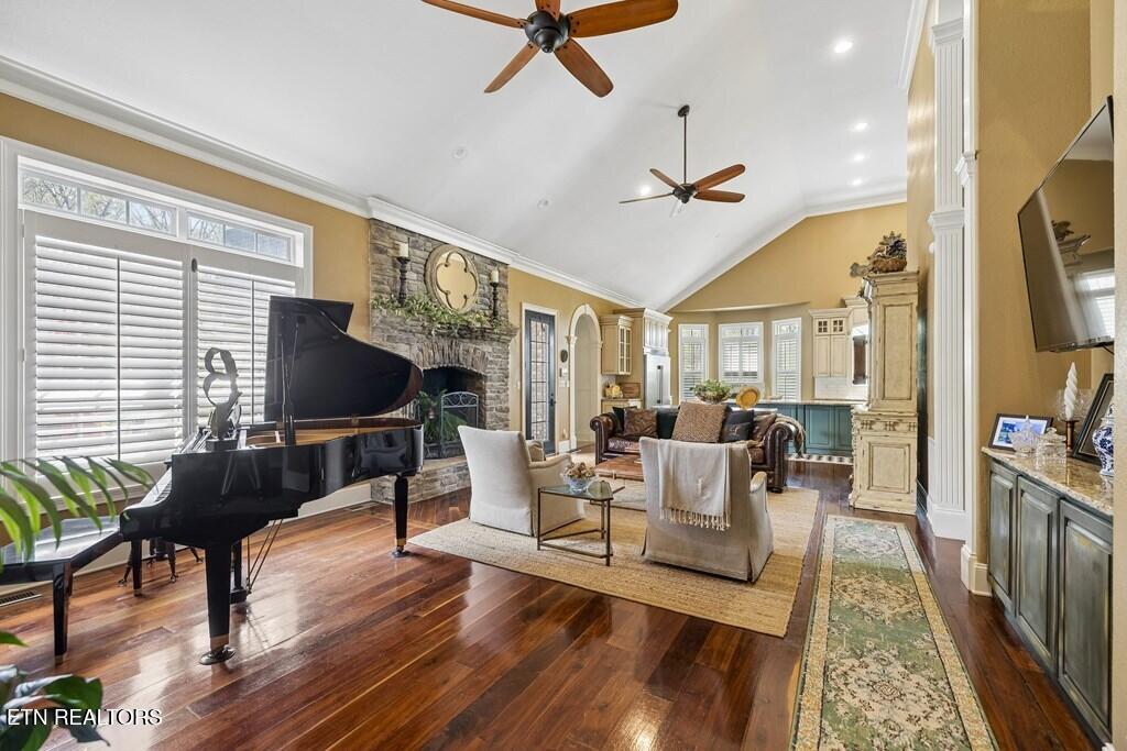 3631 Louisville Road Louisville TN 37777