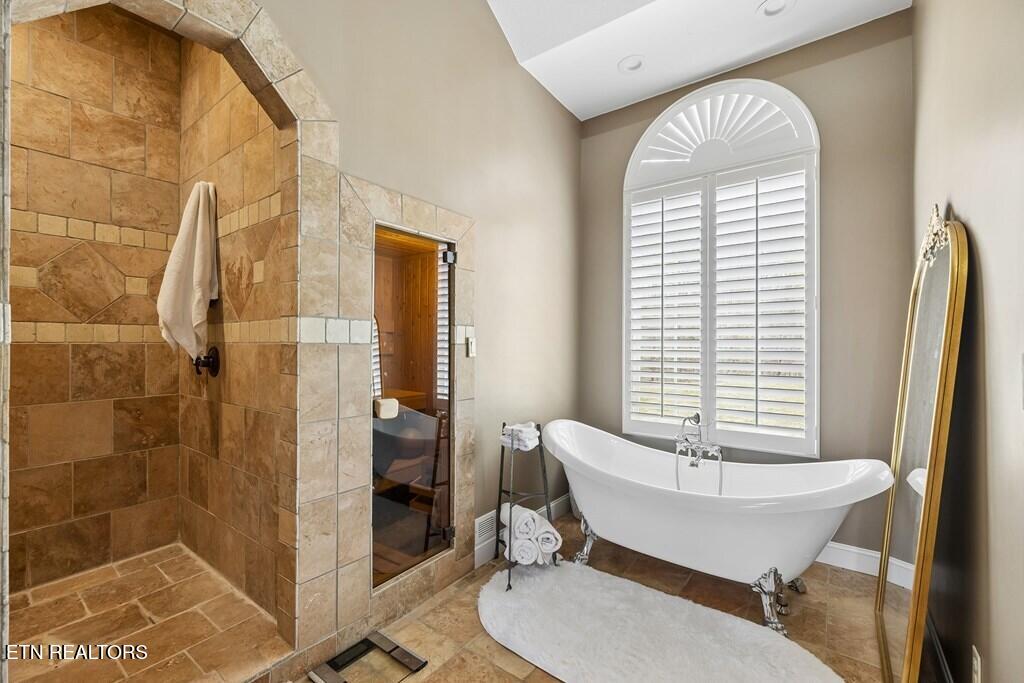 3631 Louisville Road Louisville TN 37777